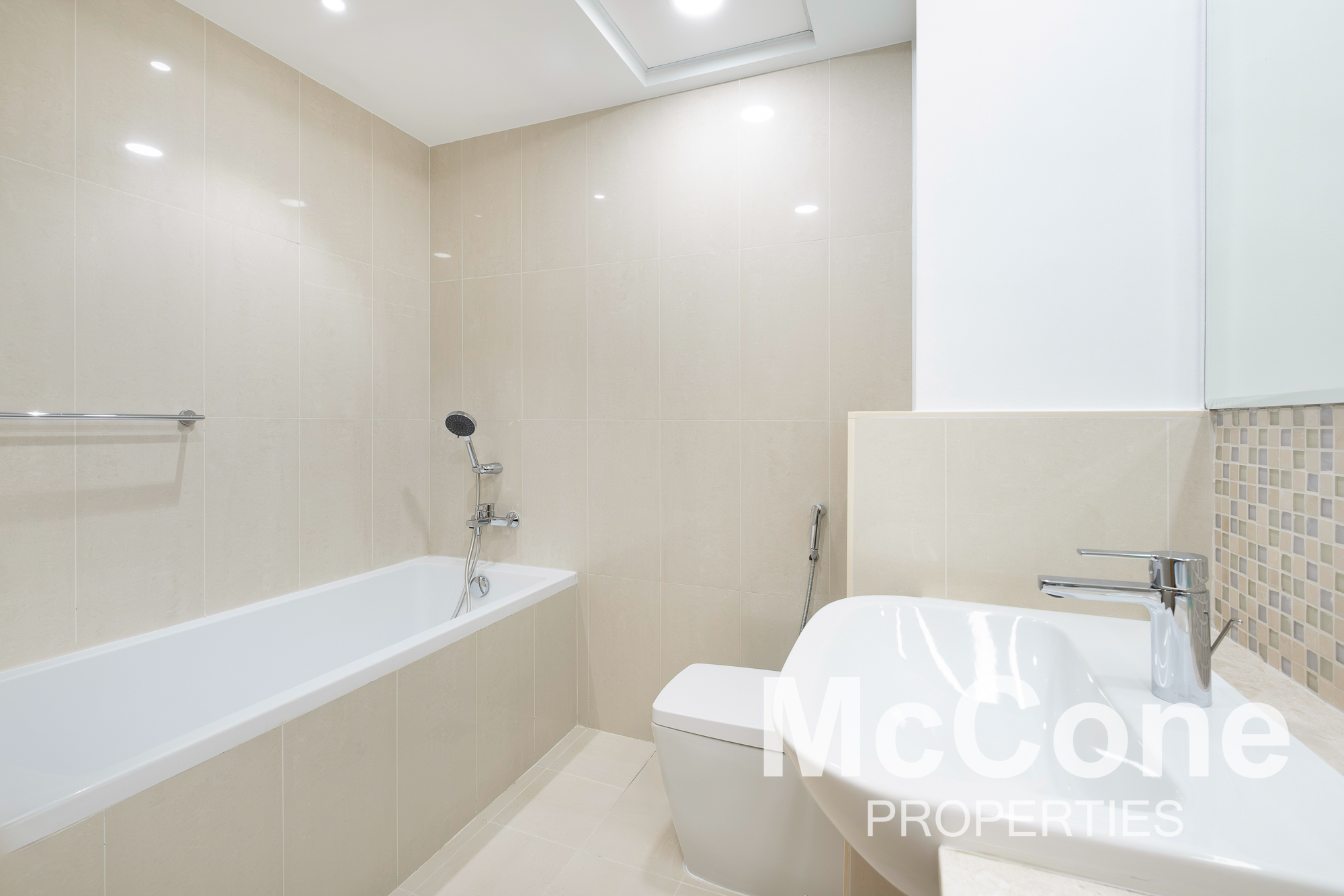 2 Bedroom Apartment for Rent in Bellevue Tower 1, Downtown Dubai — photograph 16 of 30
