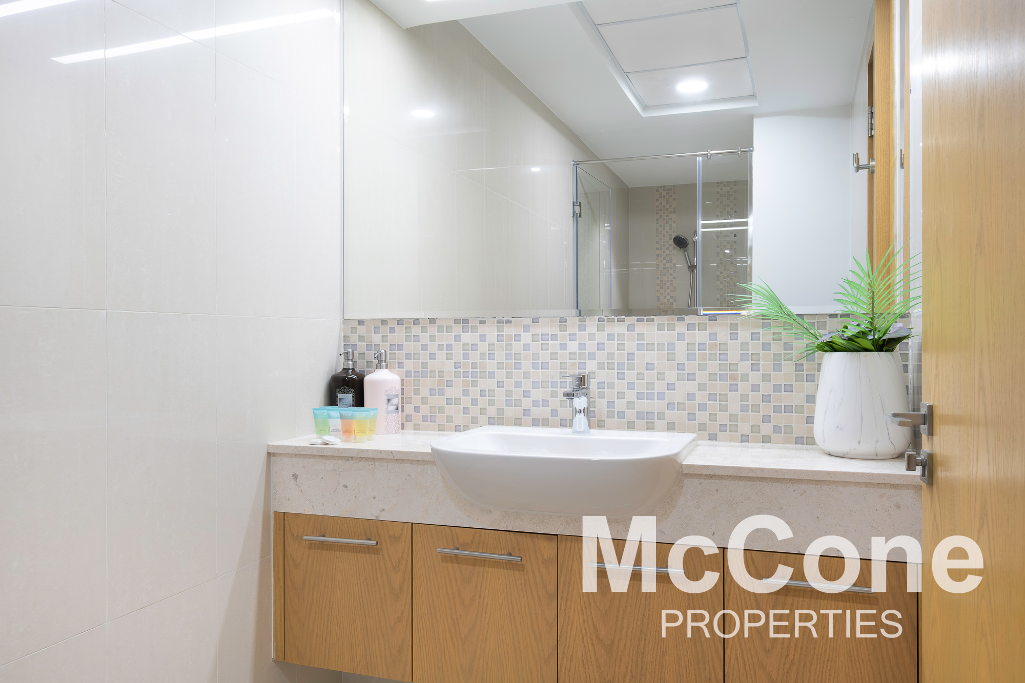 2 Bedroom Apartment for Rent in Bellevue Tower 1, Downtown Dubai — photograph 18 of 30