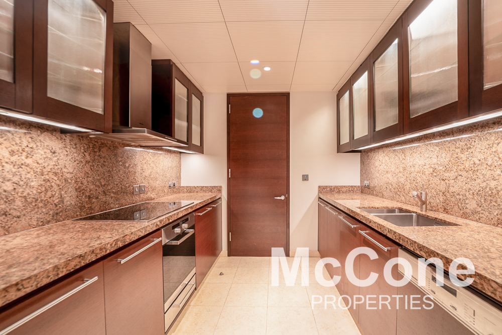 2 Bedroom Apartment for Rent in Burj Khalifa, Downtown Dubai — photo 3 of 18