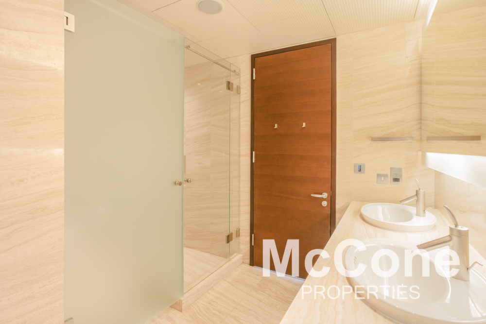 2 Bedroom Apartment for Rent in Burj Khalifa, Downtown Dubai — photograph 10 of 18