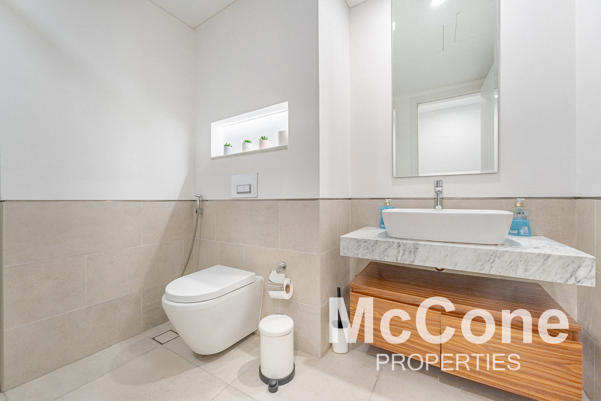 1 Bedroom Apartment for Rent in Rahaal 2, Umm Suqeim — photograph 10 of 16