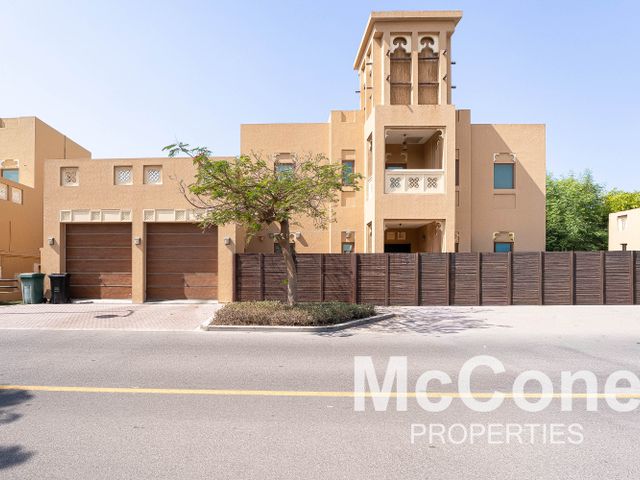3 Bedroom Villa for Rent in Dubai Style, Al Furjan