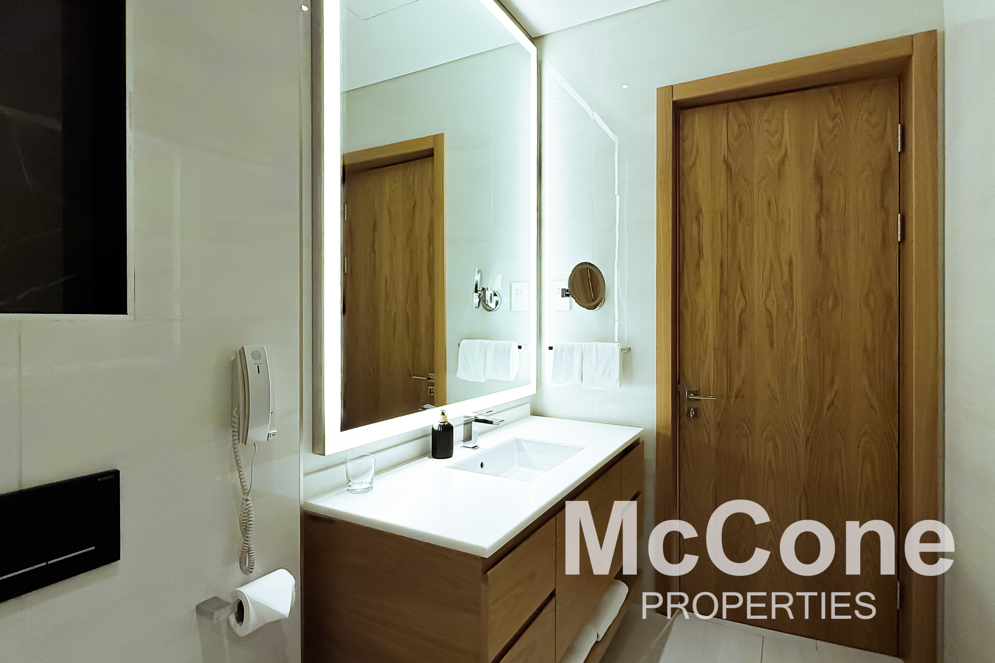 Property for Rent in SLS Dubai Hotel & Residences, Business Bay — photograph 16 of 19