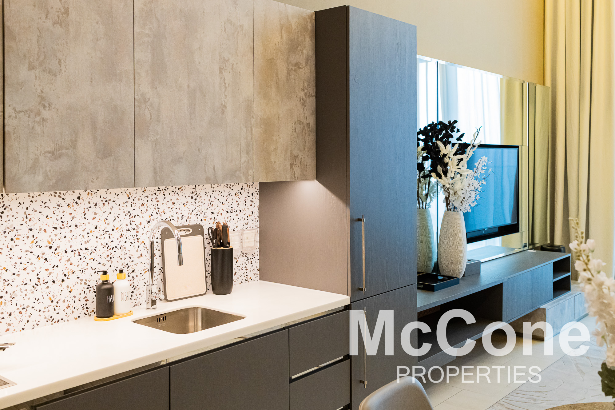 Property for Rent in SLS Dubai Hotel & Residences, Business Bay — photograph 10 of 19