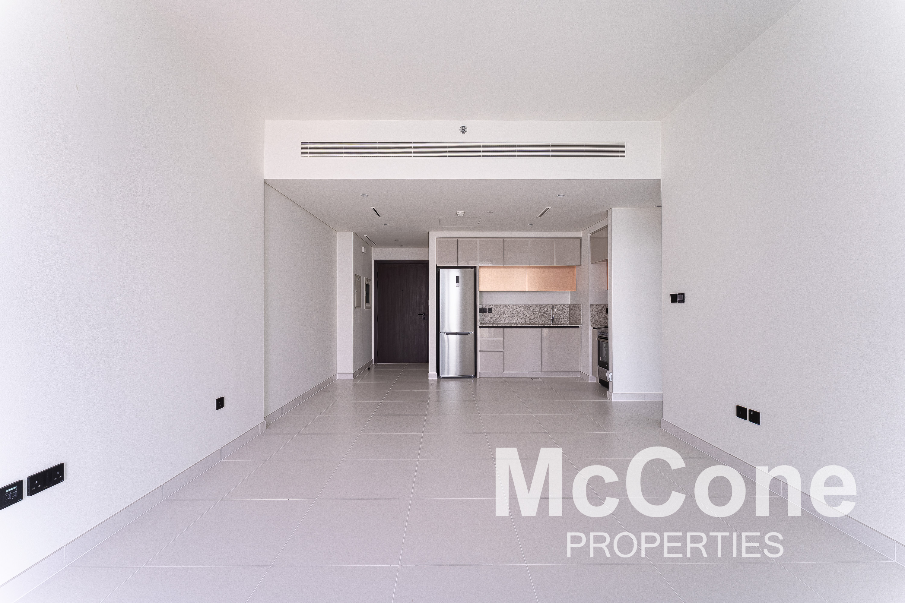 1 Bedroom Apartment for Rent in Marina Vista Tower 2, Dubai Harbour — photo 3 of 14