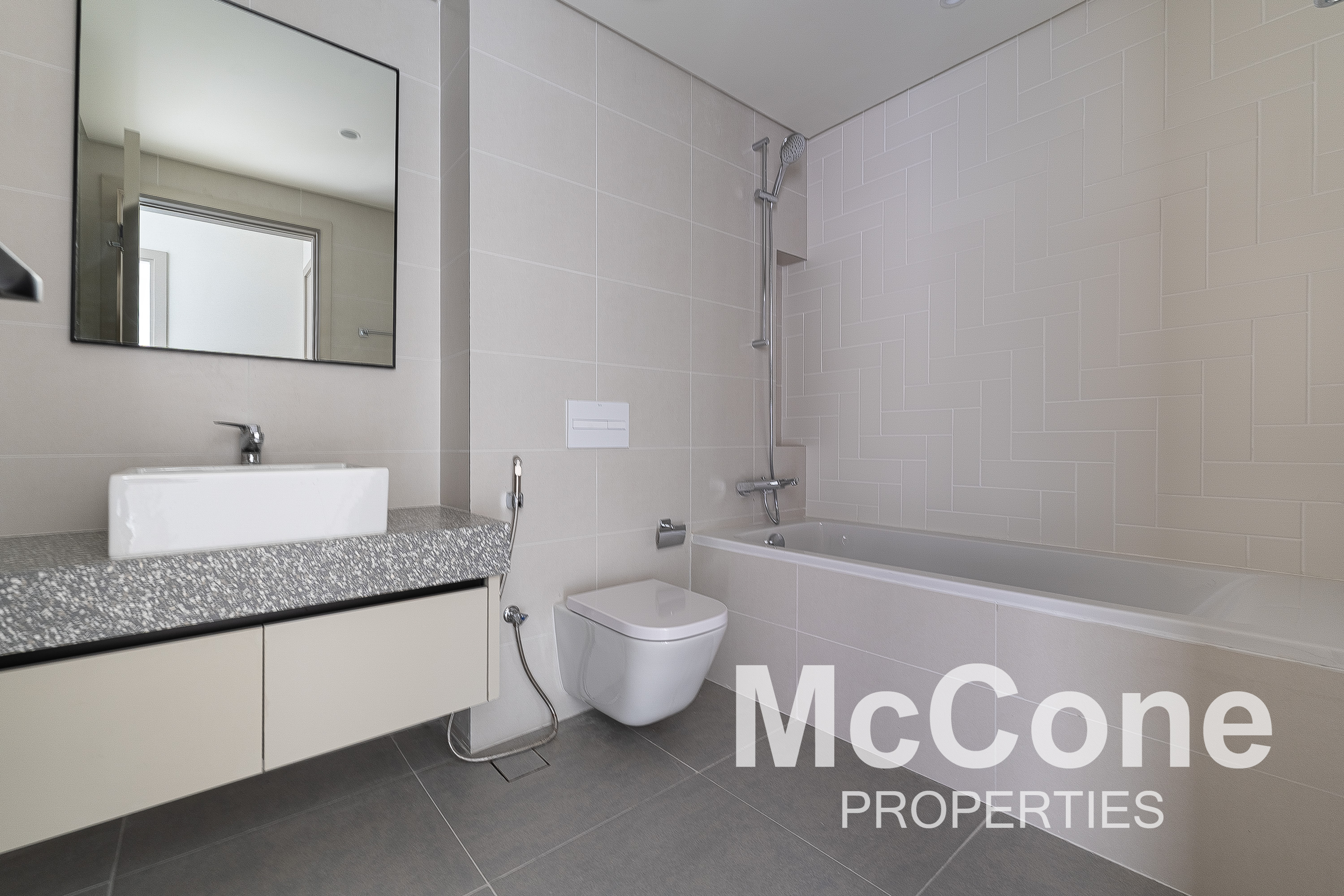 1 Bedroom Apartment for Rent in Marina Vista Tower 2, Dubai Harbour — photograph 10 of 14