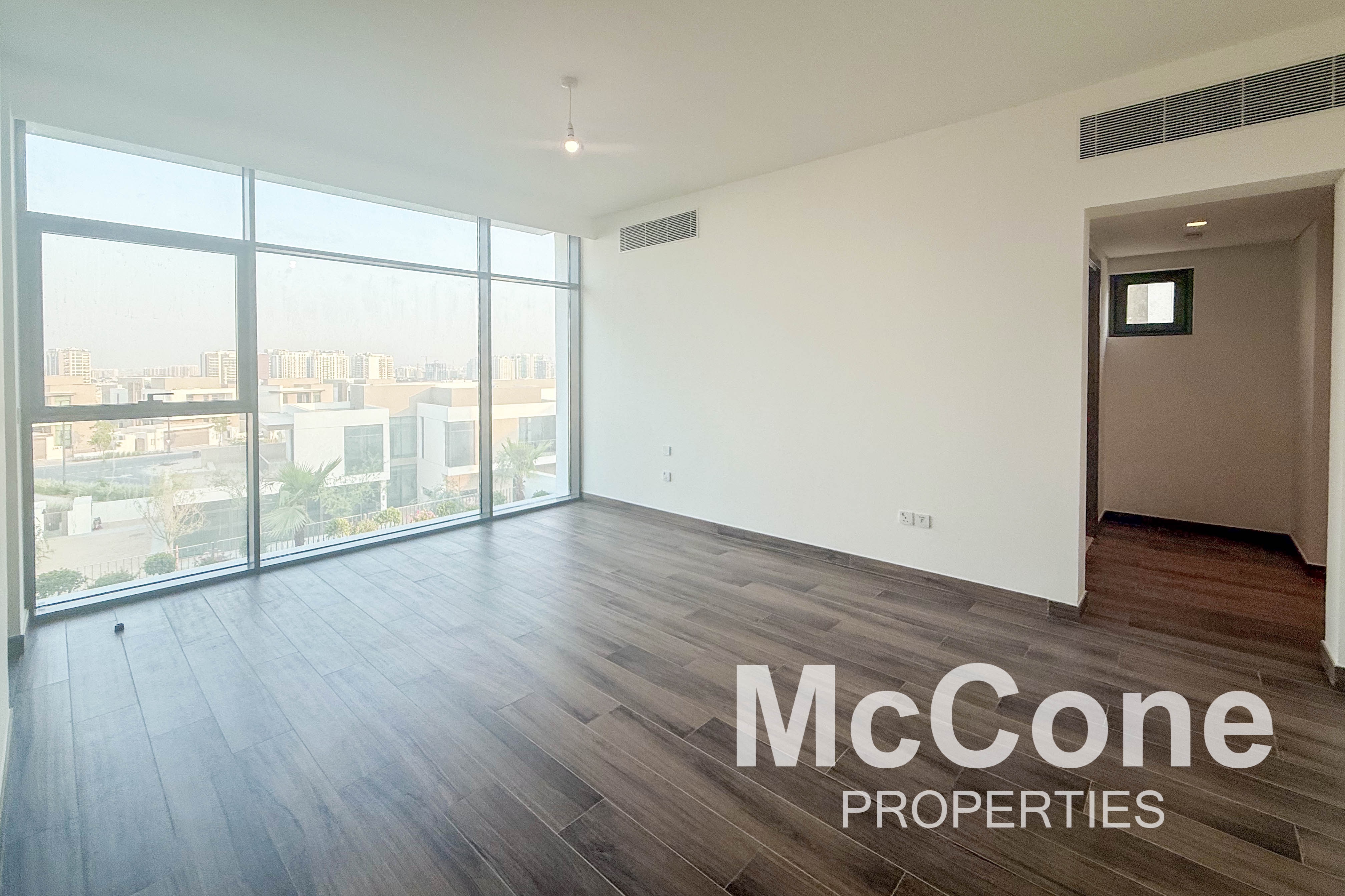 4 Bedroom Villa for Rent in Tilal Al Furjan, Al Furjan — photograph 11 of 23