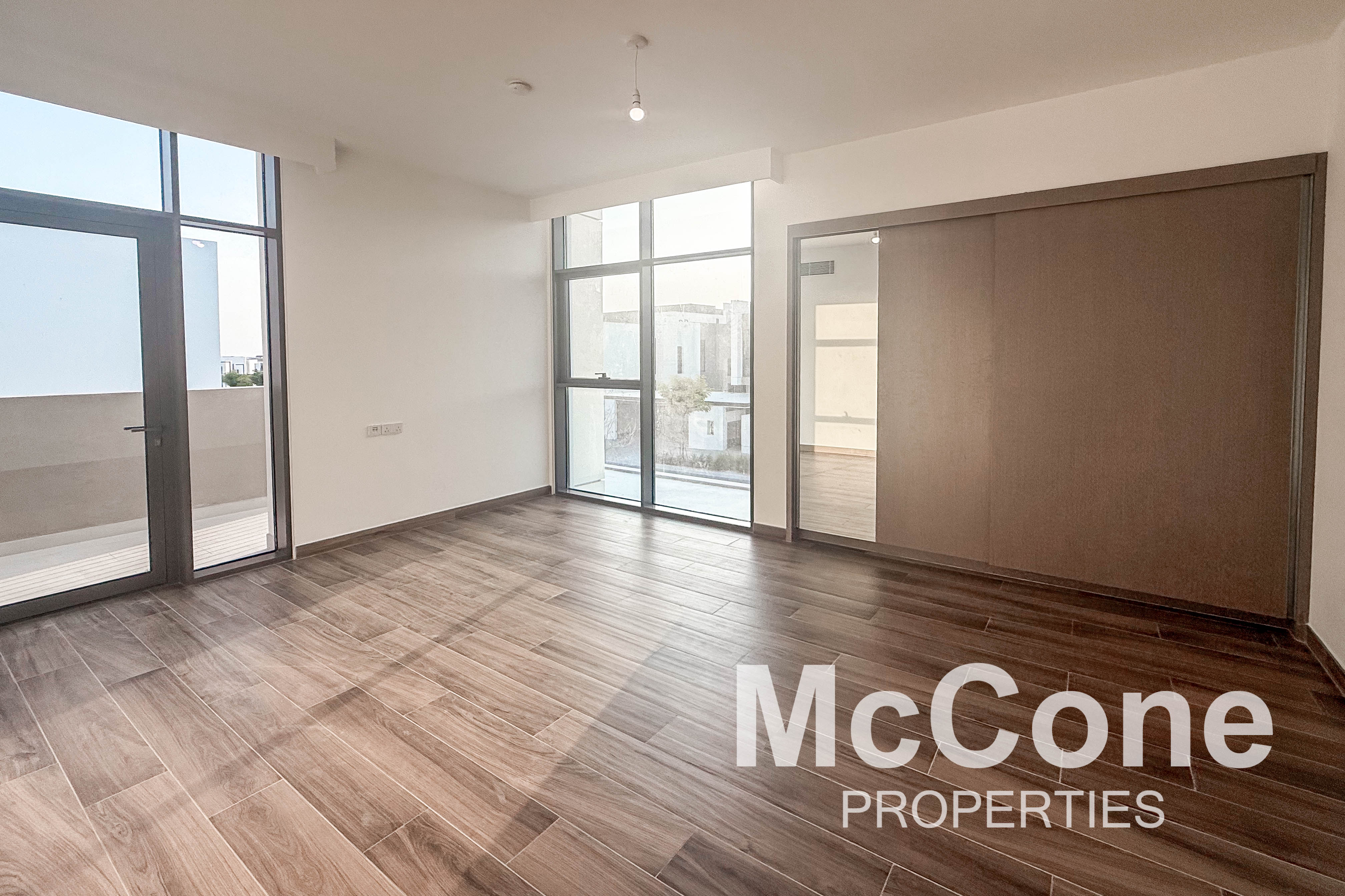 4 Bedroom Villa for Rent in Tilal Al Furjan, Al Furjan — photograph 13 of 23