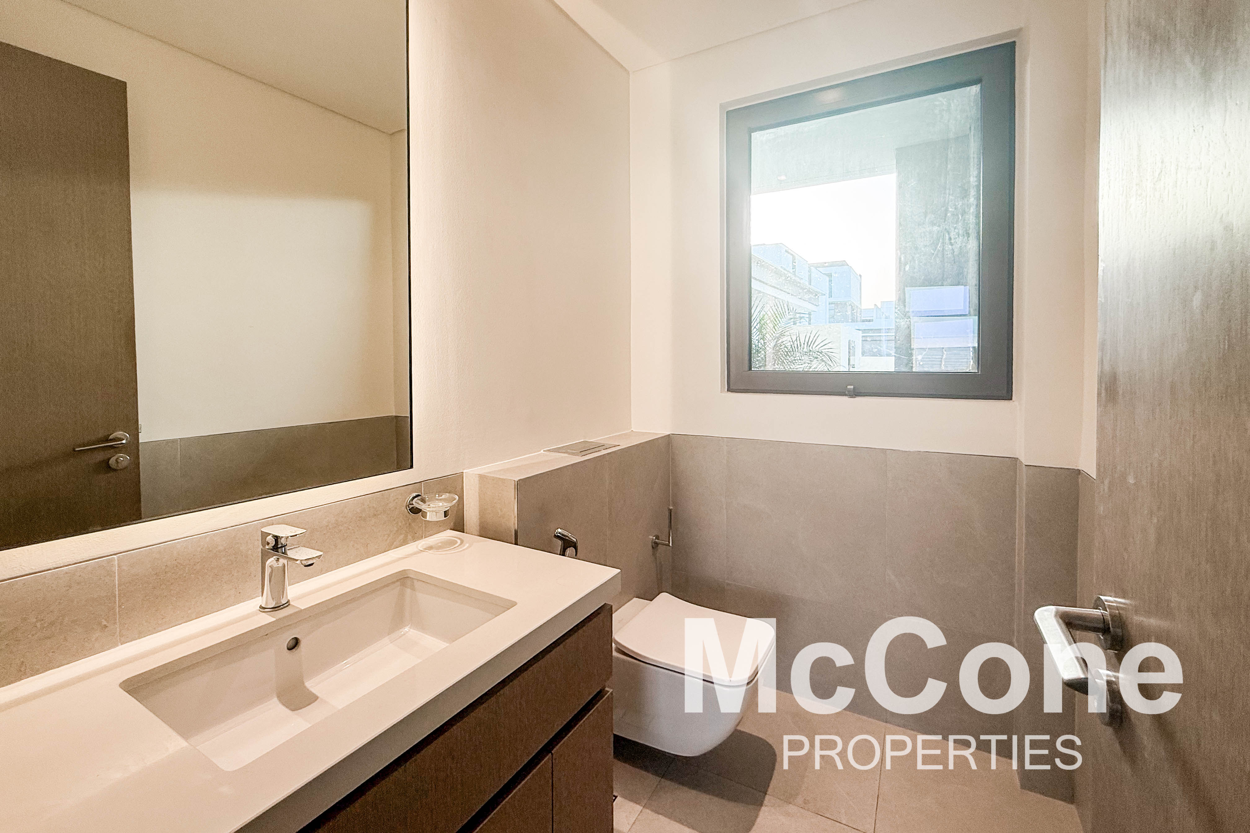 4 Bedroom Villa for Rent in Tilal Al Furjan, Al Furjan — photograph 20 of 23