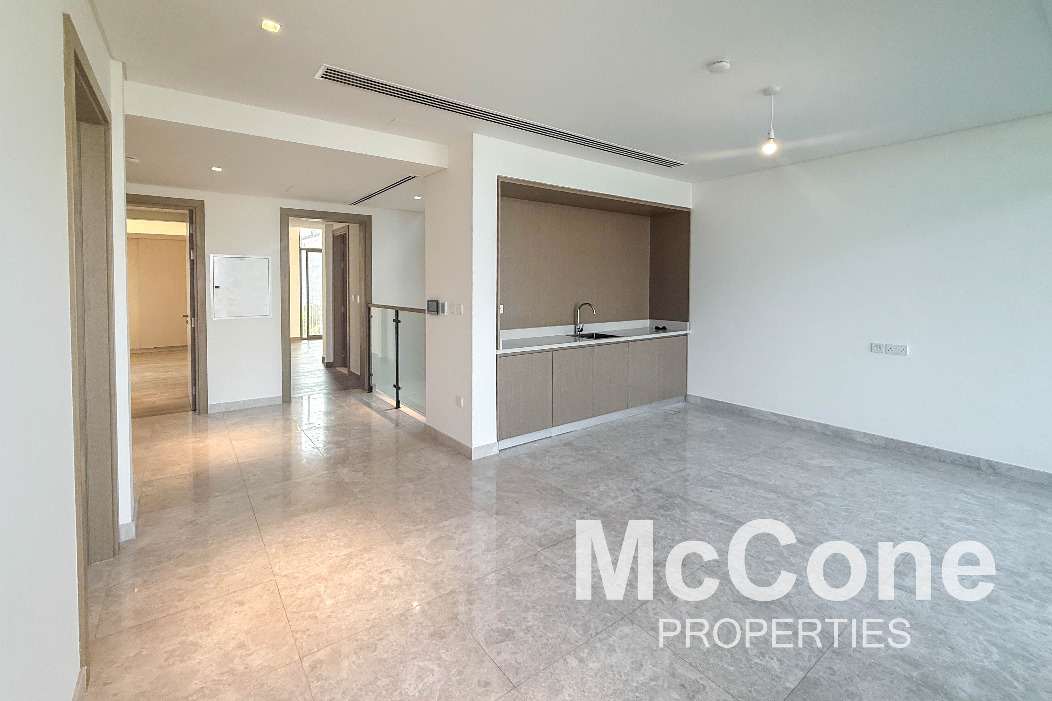 4 Bedroom Villa for Rent in Tilal Al Furjan, Al Furjan — photograph 10 of 23
