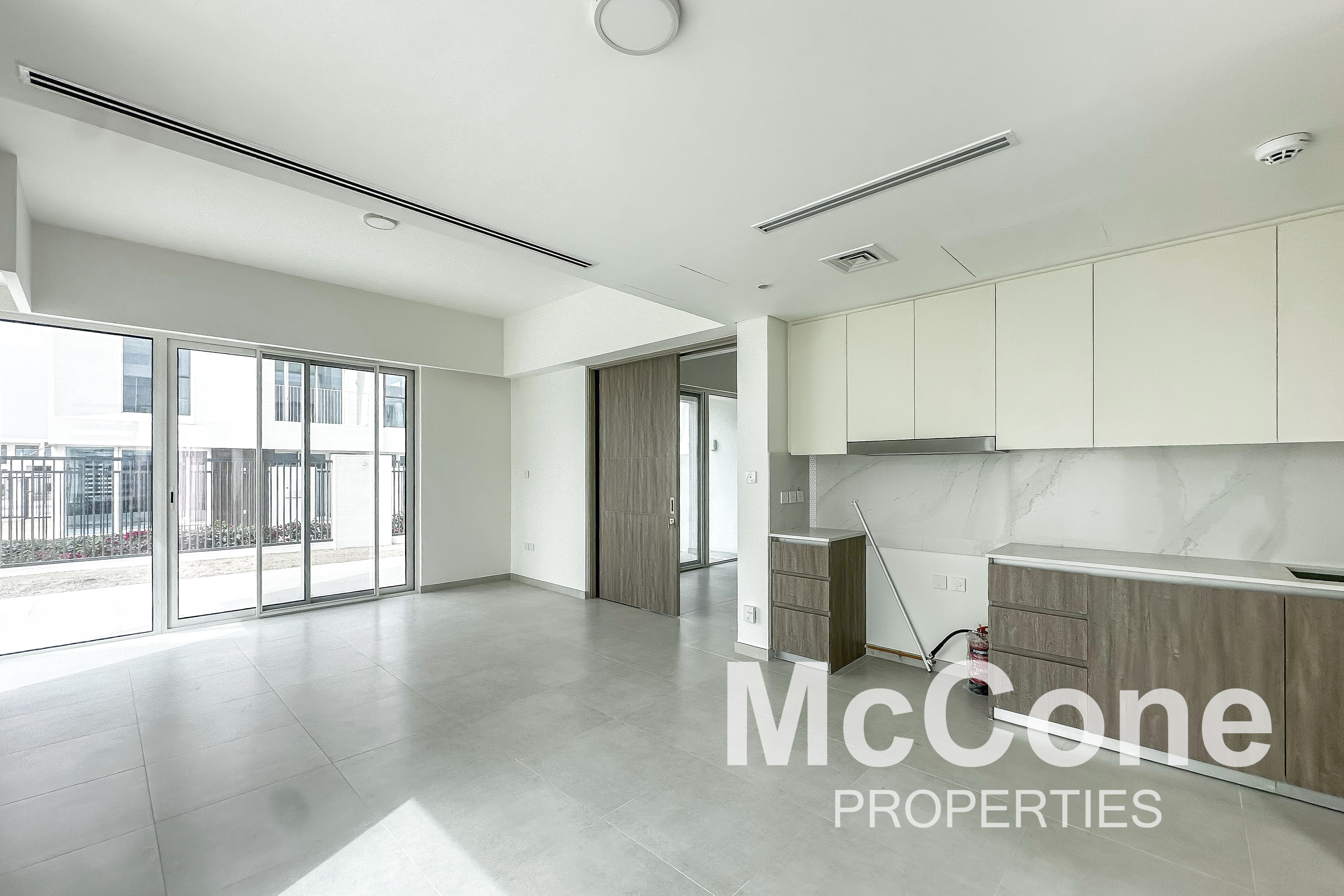 4 Bedroom Townhouse for Rent in Nara, The Valley — photo 3 of 18