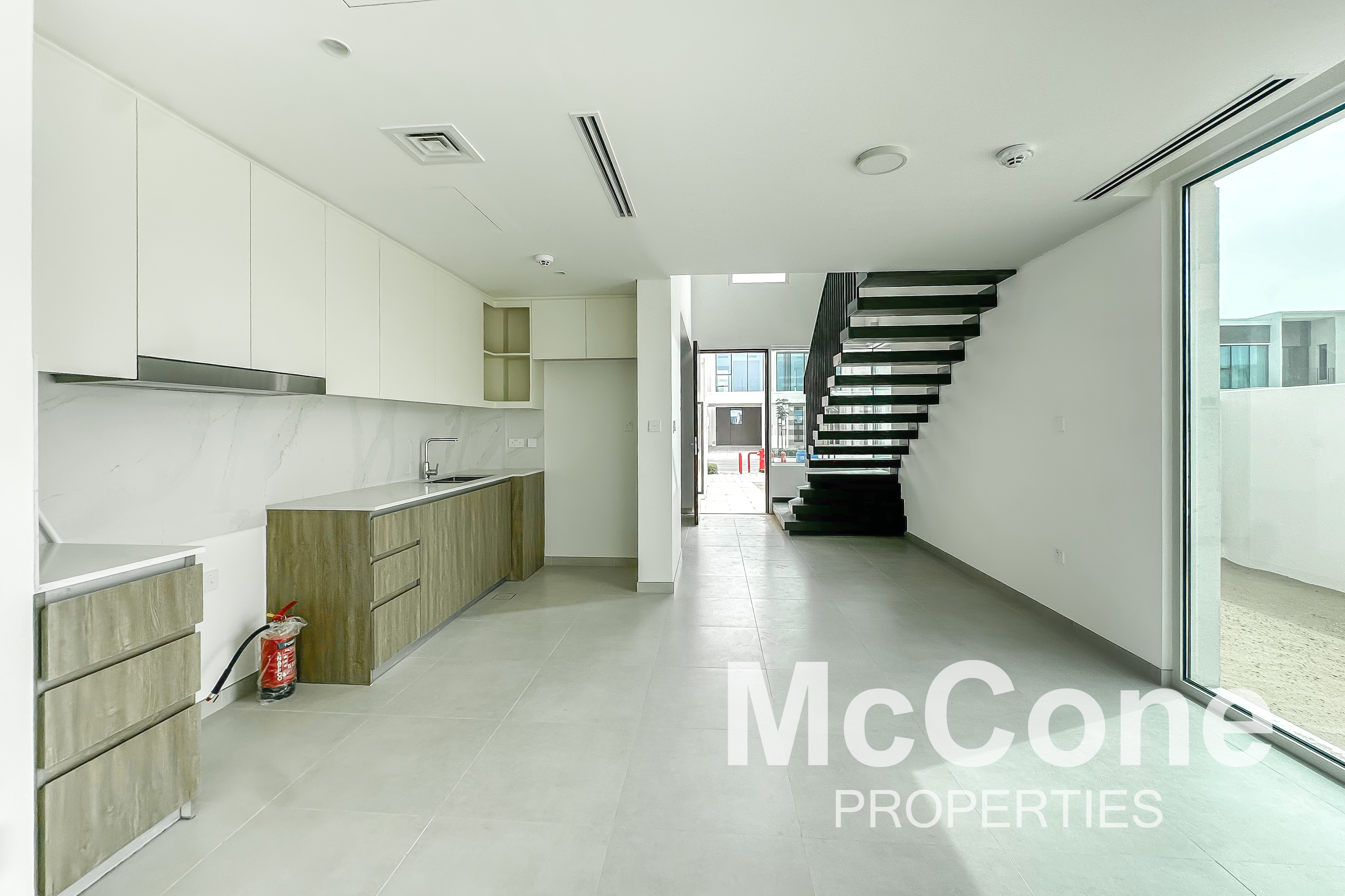 4 Bedroom Townhouse for Rent in Nara, The Valley — photo 6 of 18