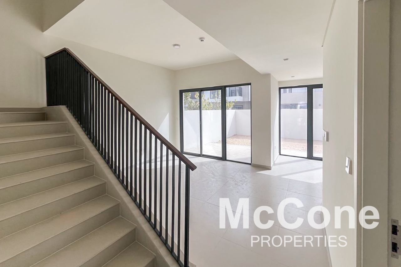 4 Bedroom Townhouse for Rent in Greenviews 2, Dubai South (Dubai World Central) — photo 6 of 15