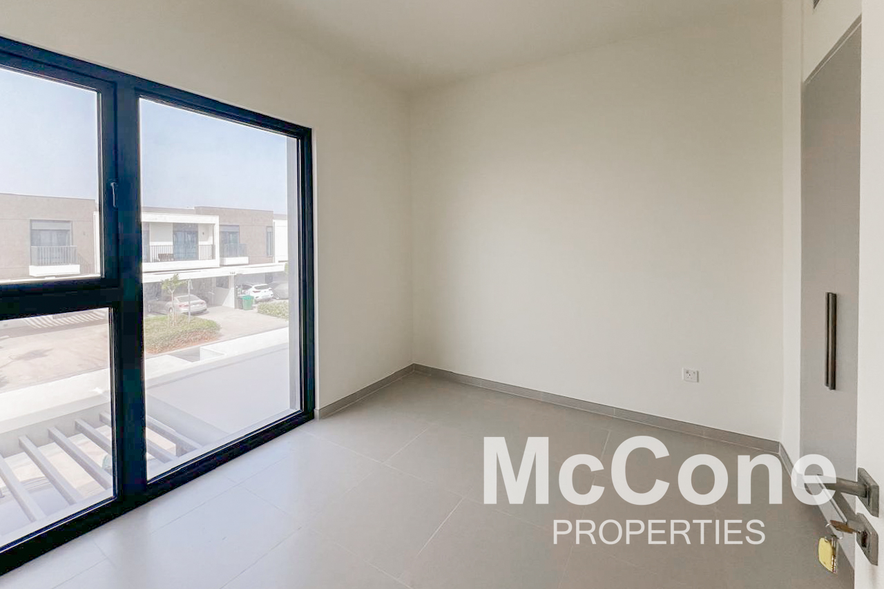 4 Bedroom Townhouse for Rent in Greenviews 2, Dubai South (Dubai World Central) — photo 7 of 15