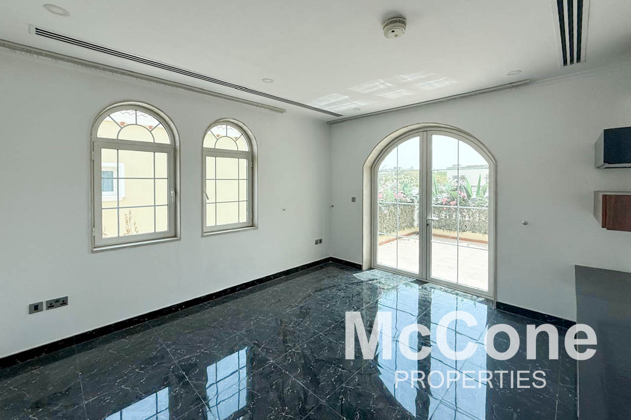 4 Bedroom Villa for Rent in District 3, Jumeirah Park — photograph 12 of 29