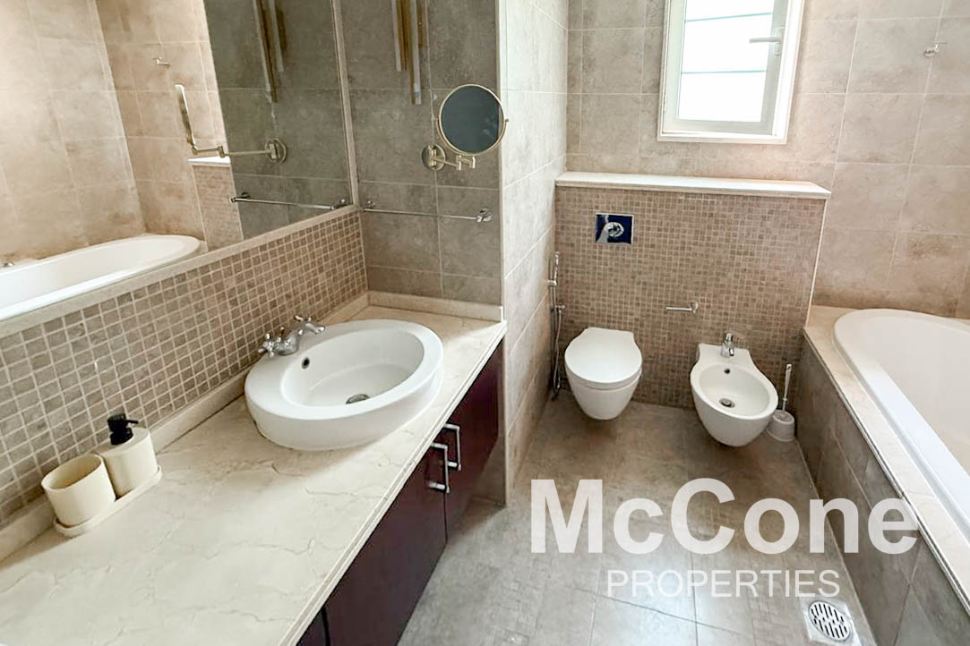 4 Bedroom Villa for Rent in District 3, Jumeirah Park — photograph 21 of 29