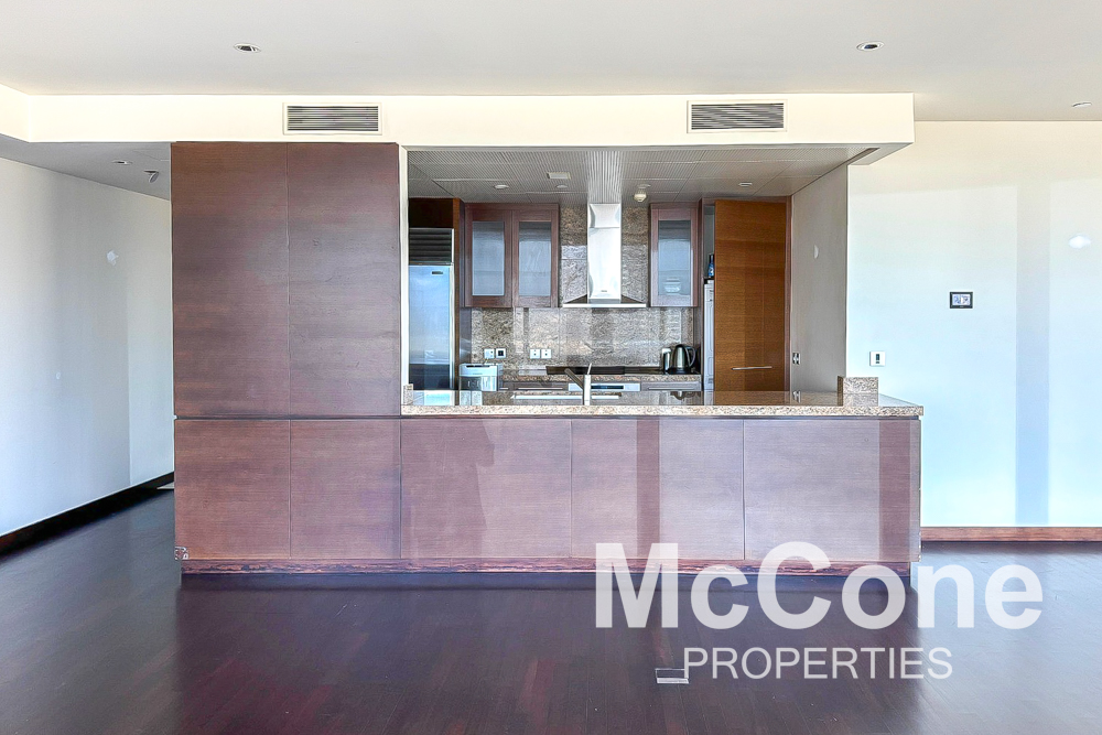 3 Bedroom Apartment for Rent in Burj Khalifa, Downtown Dubai — photo 3 of 18