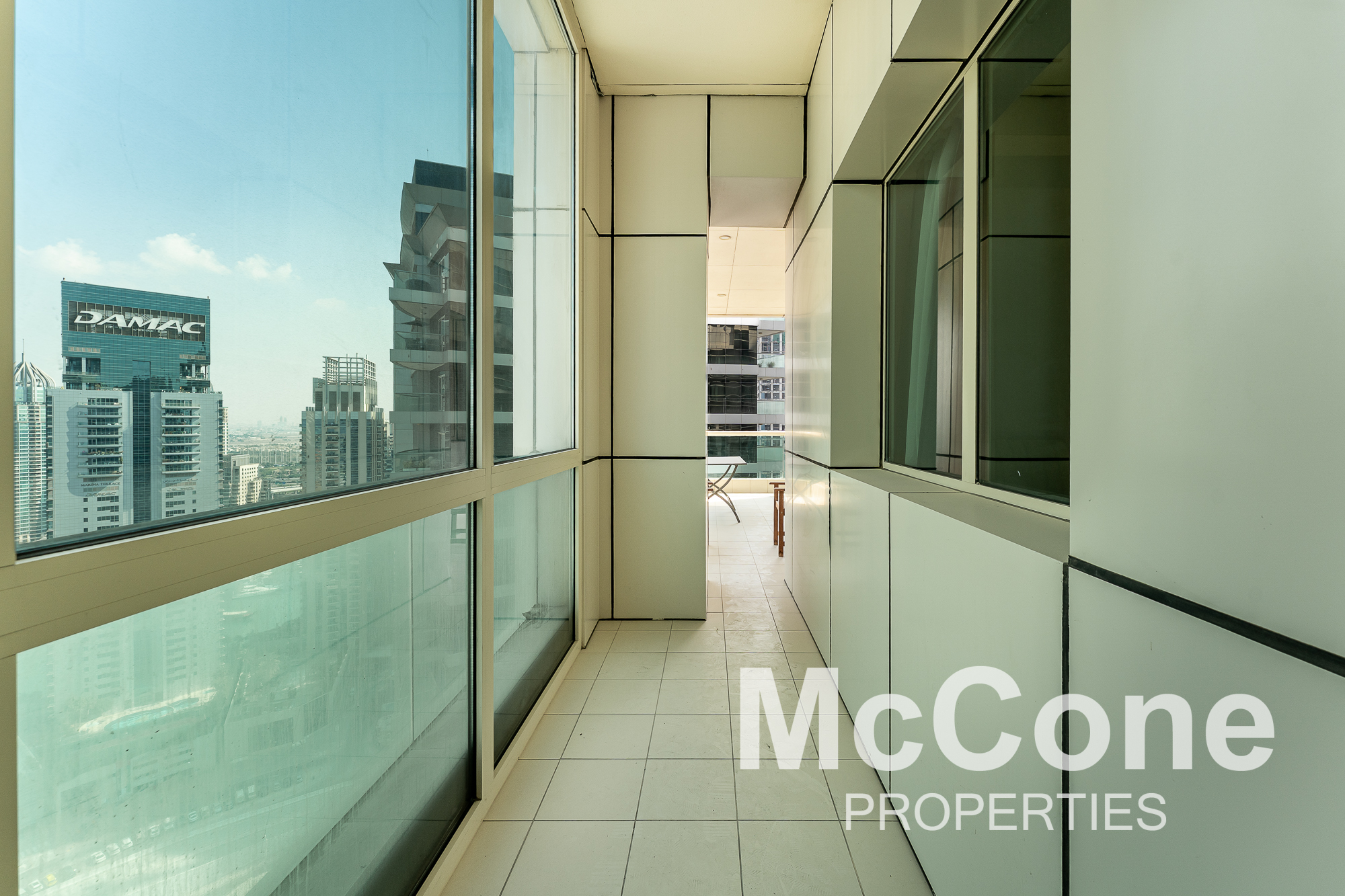 2 Bedroom Apartment for Rent in The Royal Oceanic, Dubai Marina — photograph 17 of 19