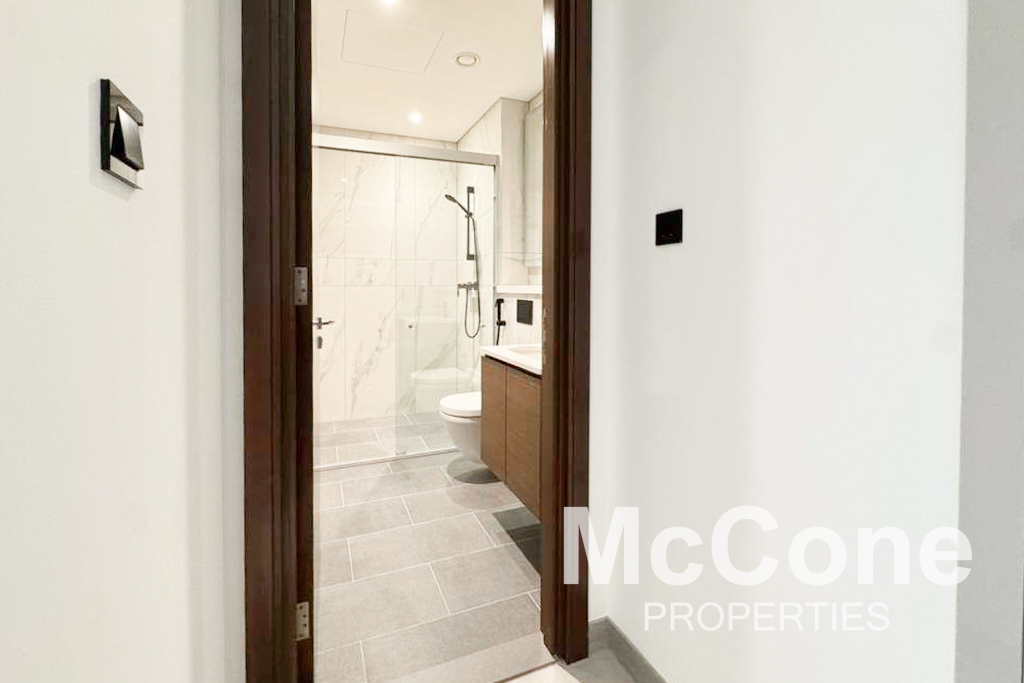 3 Bedroom Apartment for Rent in The Crest Tower A, Mohammed Bin Rashid City — photo 8 of 11