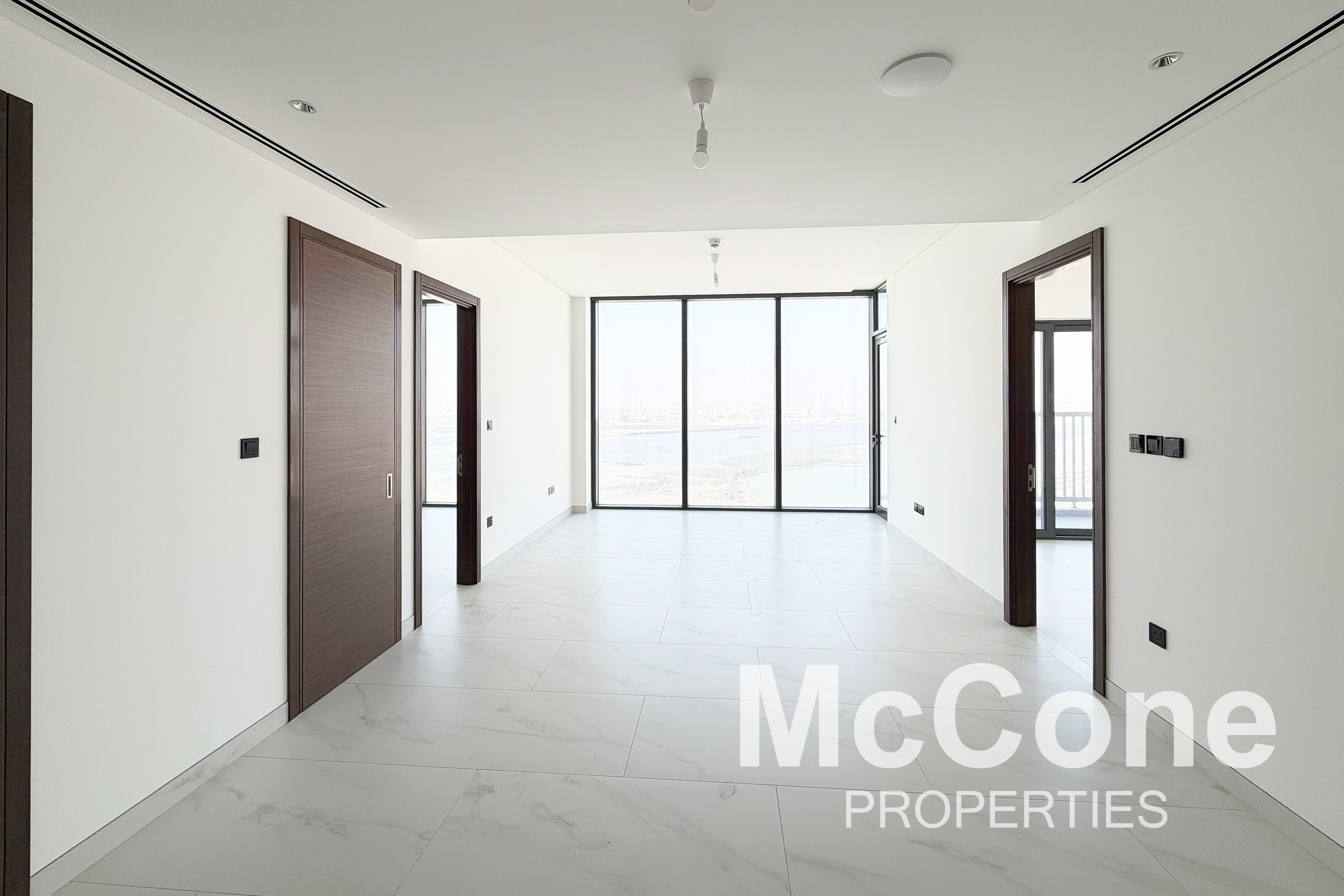 3 Bedroom Apartment for Rent in The Crest Tower A, Mohammed Bin Rashid City — photo 2 of 12