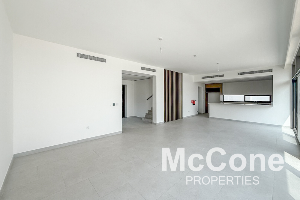 4 Bedroom Villa for Rent in Tilal Al Furjan, Al Furjan — photo 2 of 15
