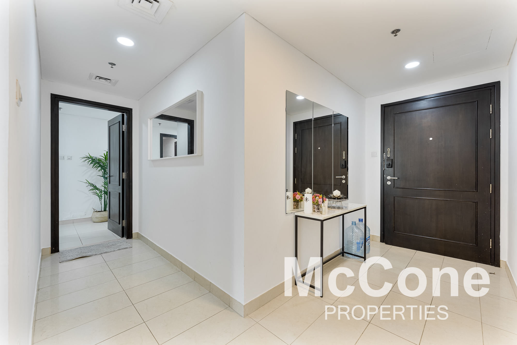 2 Bedroom Apartment for Rent in The Royal Oceanic, Dubai Marina — photograph 11 of 16
