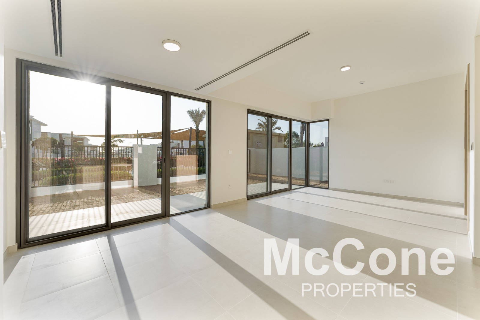 4 Bedroom Townhouse for Rent in Nara, The Valley — photo 3 of 23