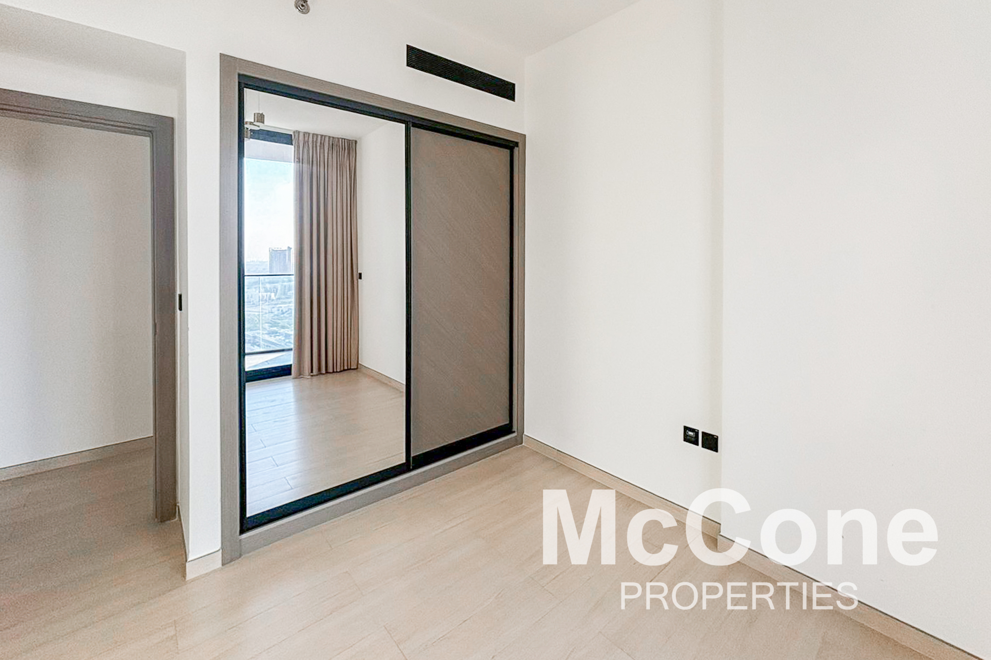 2 Bedroom Apartment for Rent in Binghatti Crest, Jumeirah Village Circle — photograph 11 of 15