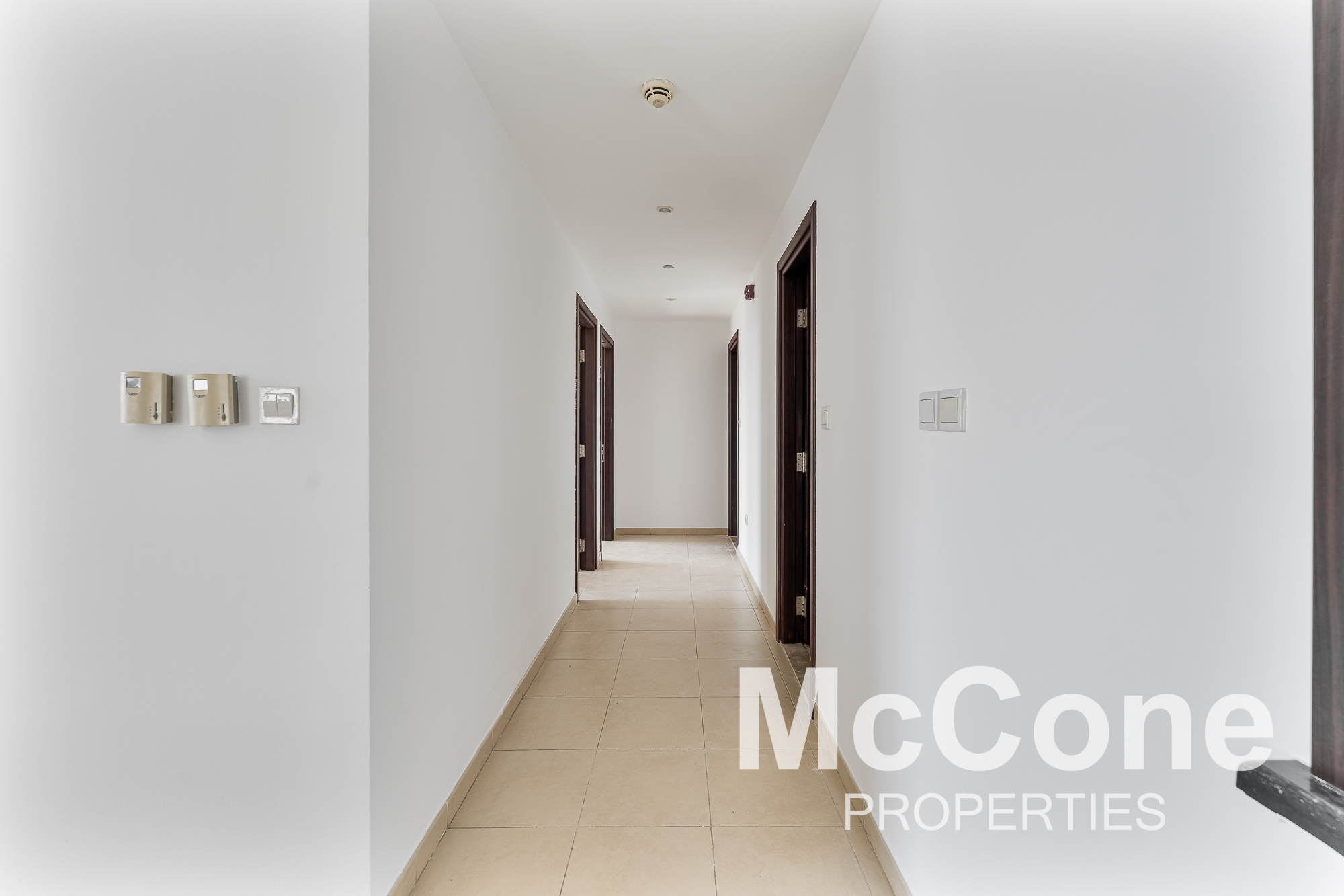 2 Bedroom Apartment for Rent in Amwaj 4, Jumeirah Beach Residence — photo 6 of 19