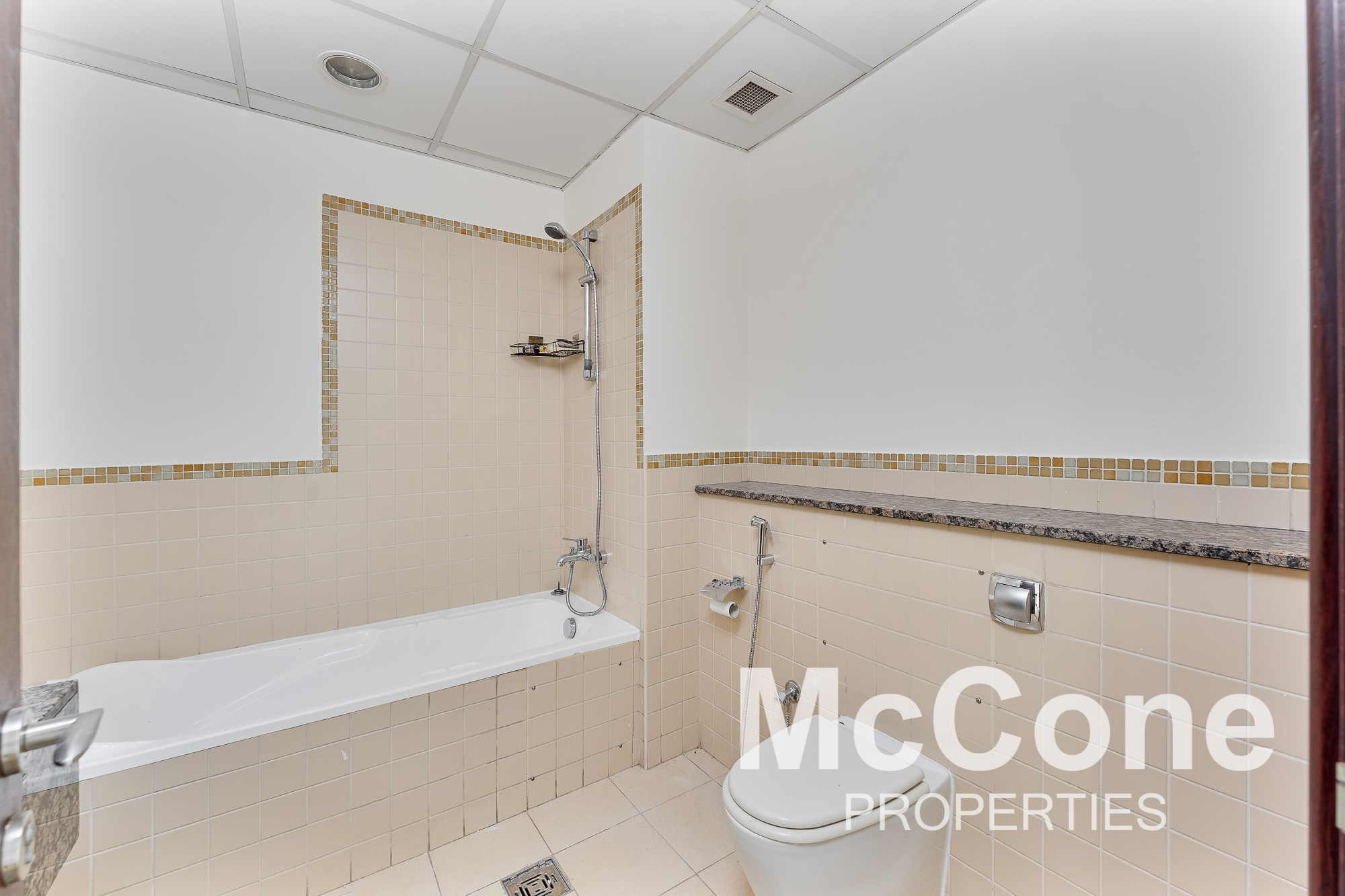 2 Bedroom Apartment for Rent in Amwaj 4, Jumeirah Beach Residence — photograph 11 of 19