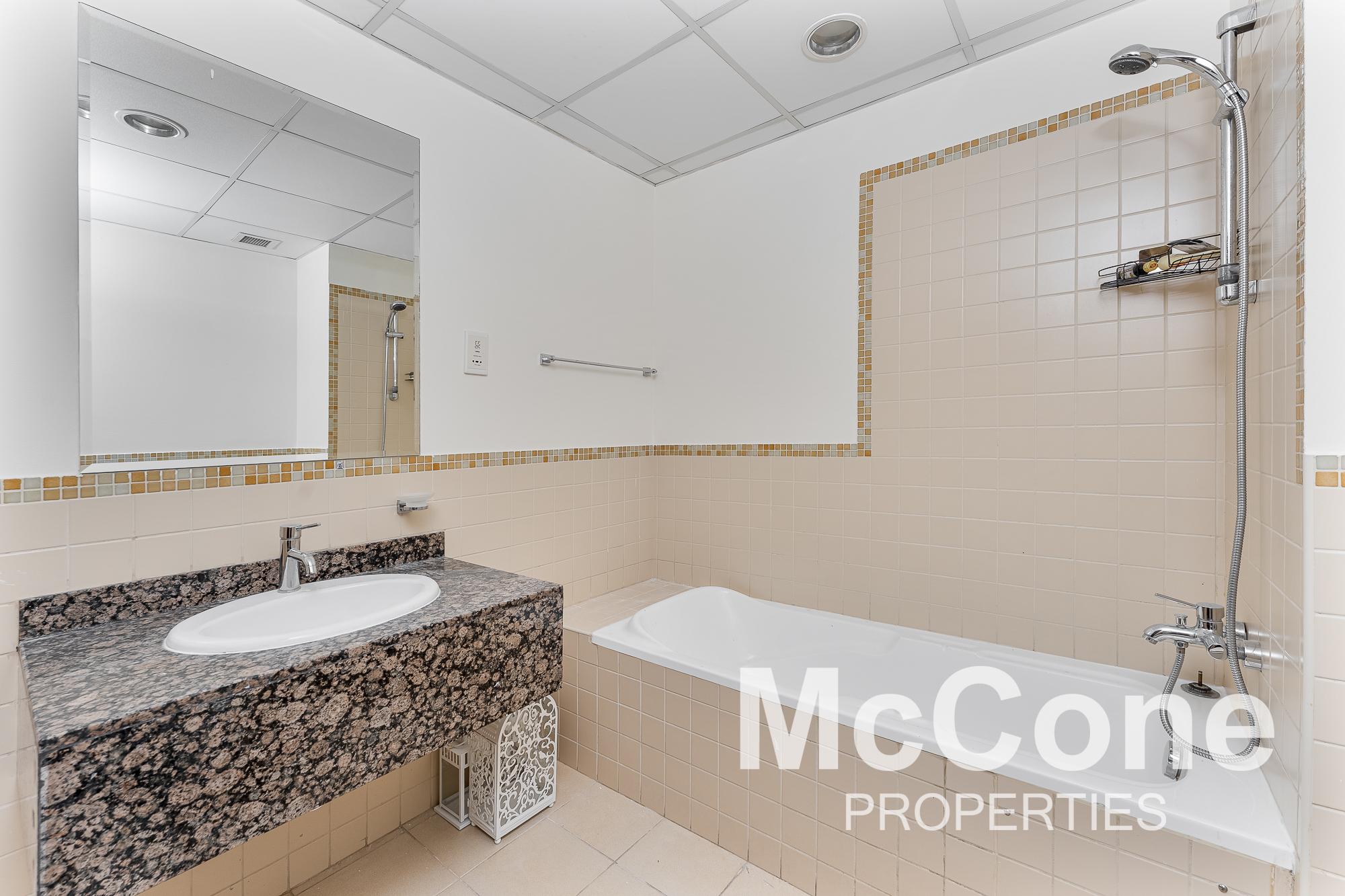 2 Bedroom Apartment for Rent in Amwaj 4, Jumeirah Beach Residence — photograph 12 of 19
