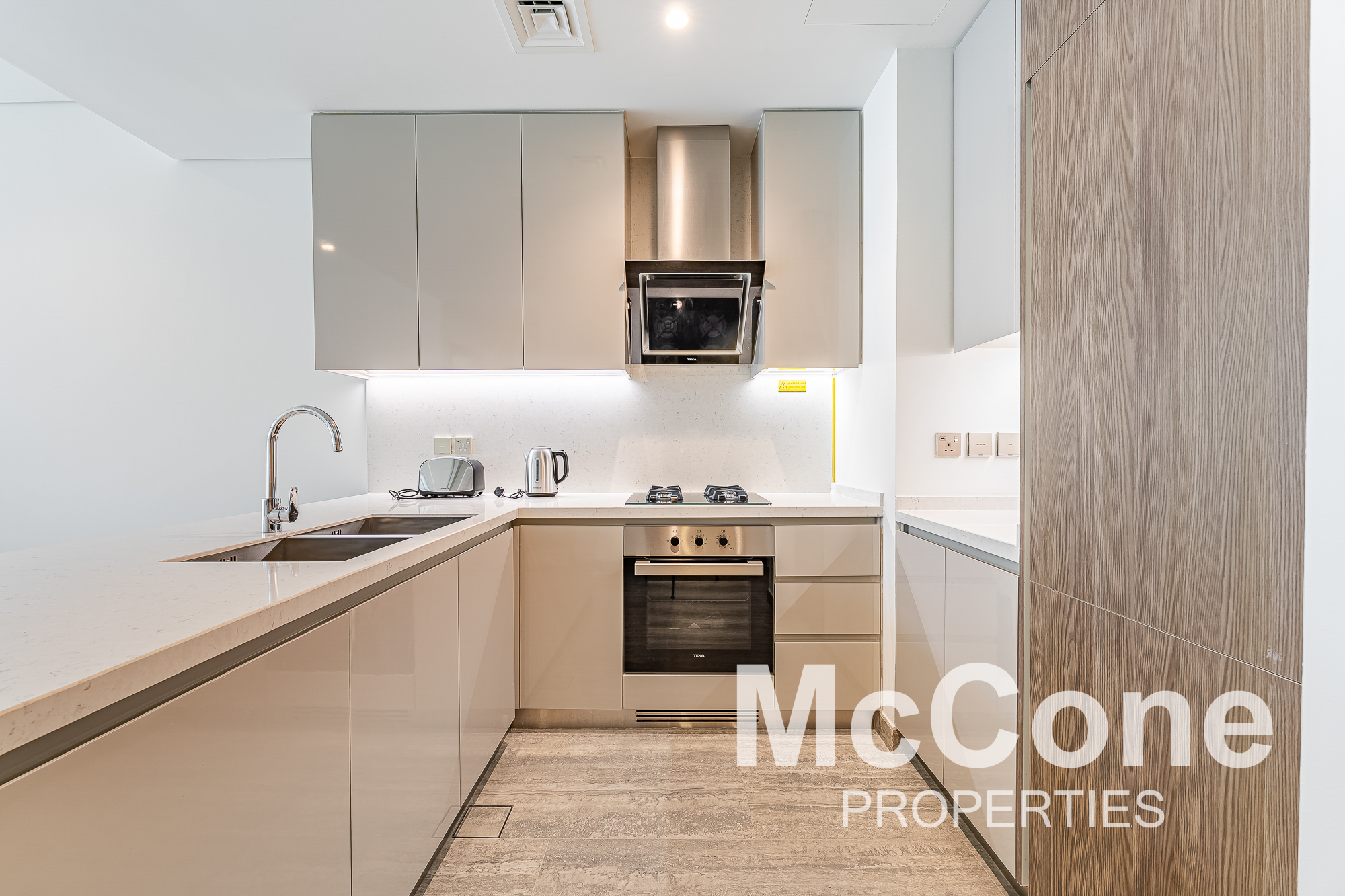 1 Bedroom Apartment for Rent in Peninsula One, Business Bay — photo 8 of 17