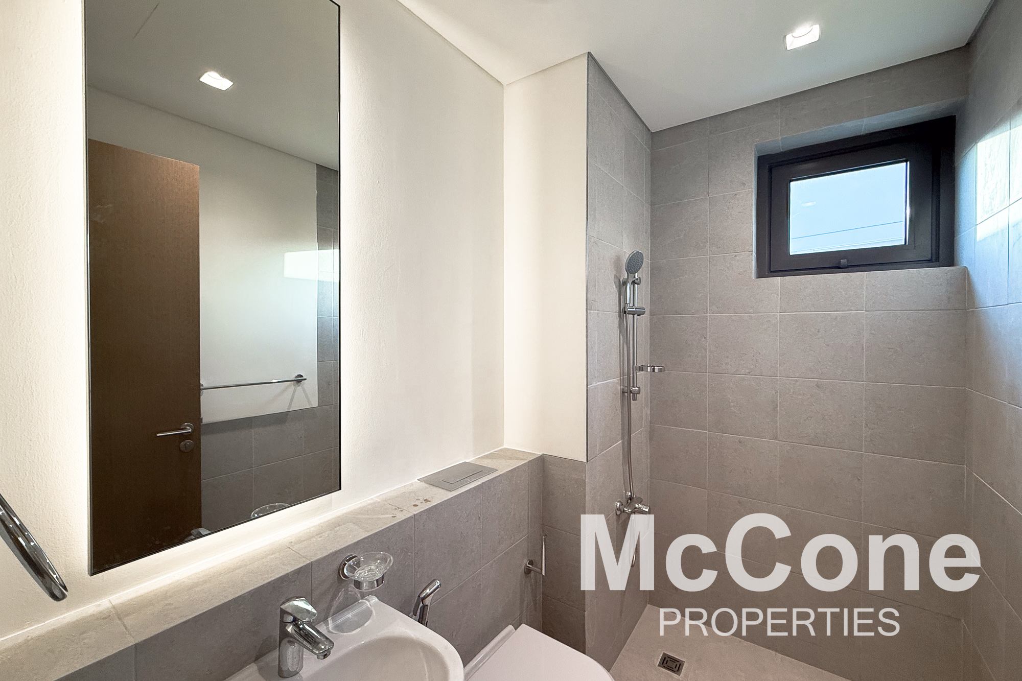 5 Bedroom Villa for Rent in Tilal Al Furjan, Al Furjan — photograph 27 of 30