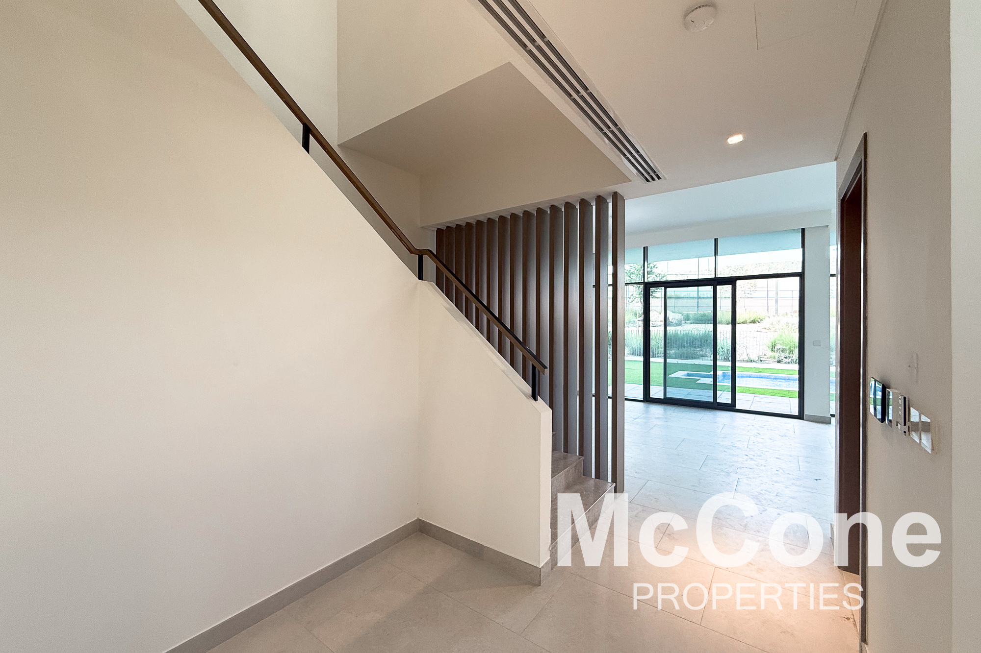 5 Bedroom Villa for Rent in Tilal Al Furjan, Al Furjan — photo 8 of 30