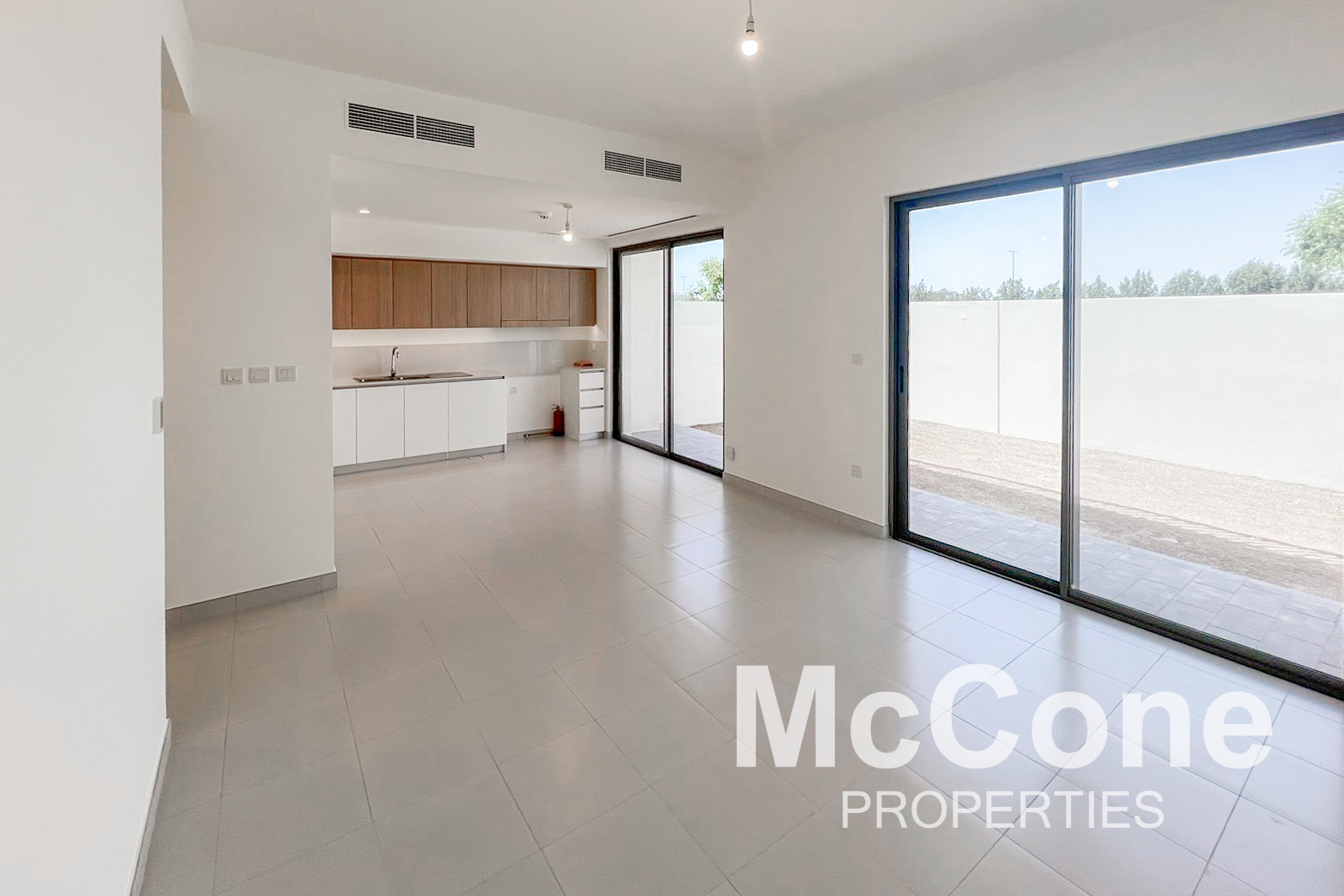 4 Bedroom Townhouse for Rent in Parkside 1, Dubai South (Dubai World Central) — photo 2 of 10