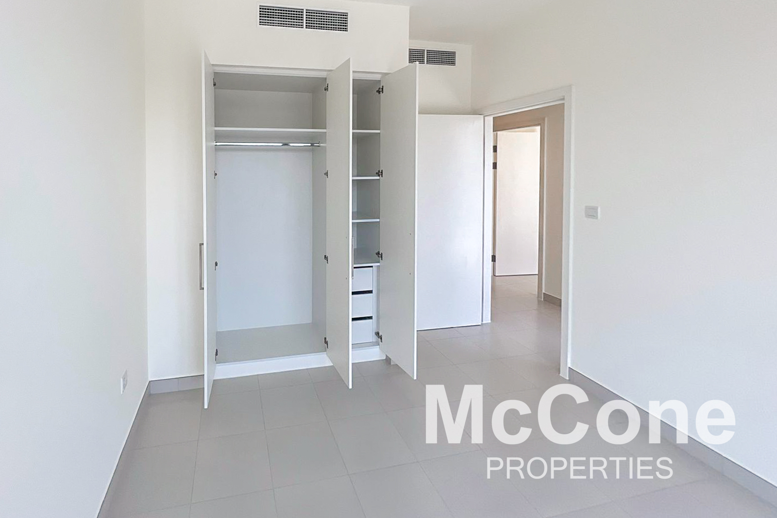4 Bedroom Townhouse for Rent in Parkside 1, Dubai South (Dubai World Central) — photo 4 of 10