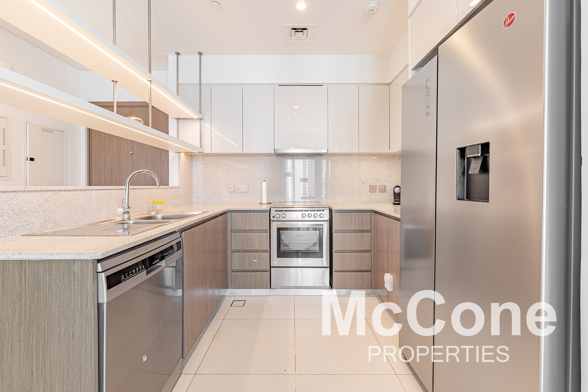 3 Bedroom Apartment for Rent in Burj Royale, Downtown Dubai — photo 5 of 18