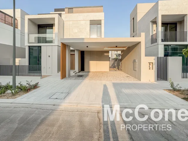 4 Bedroom Villa for Rent in Elie Saab 1, Arabian Ranches 3
