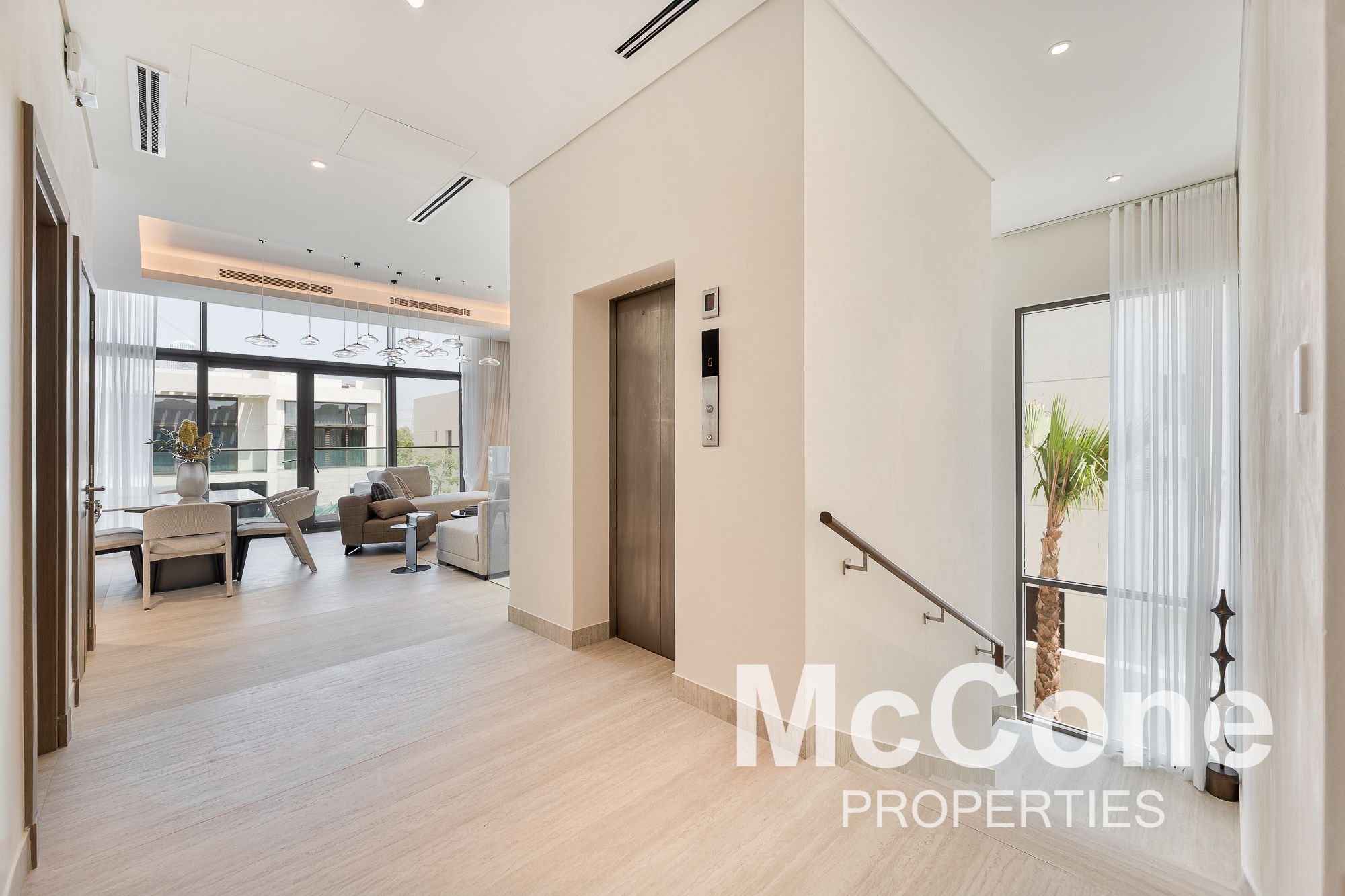 5 Bedroom Villa for Rent in District 6, Jumeirah Park — photo 5 of 30
