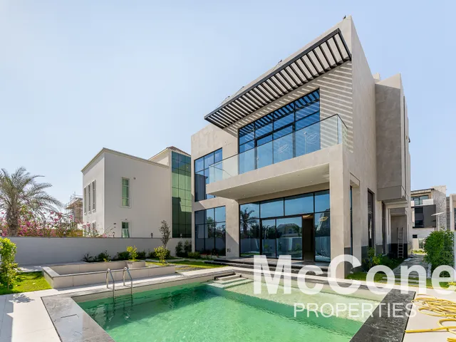 6 Bedroom Villa for Rent in District 6, Jumeirah Park