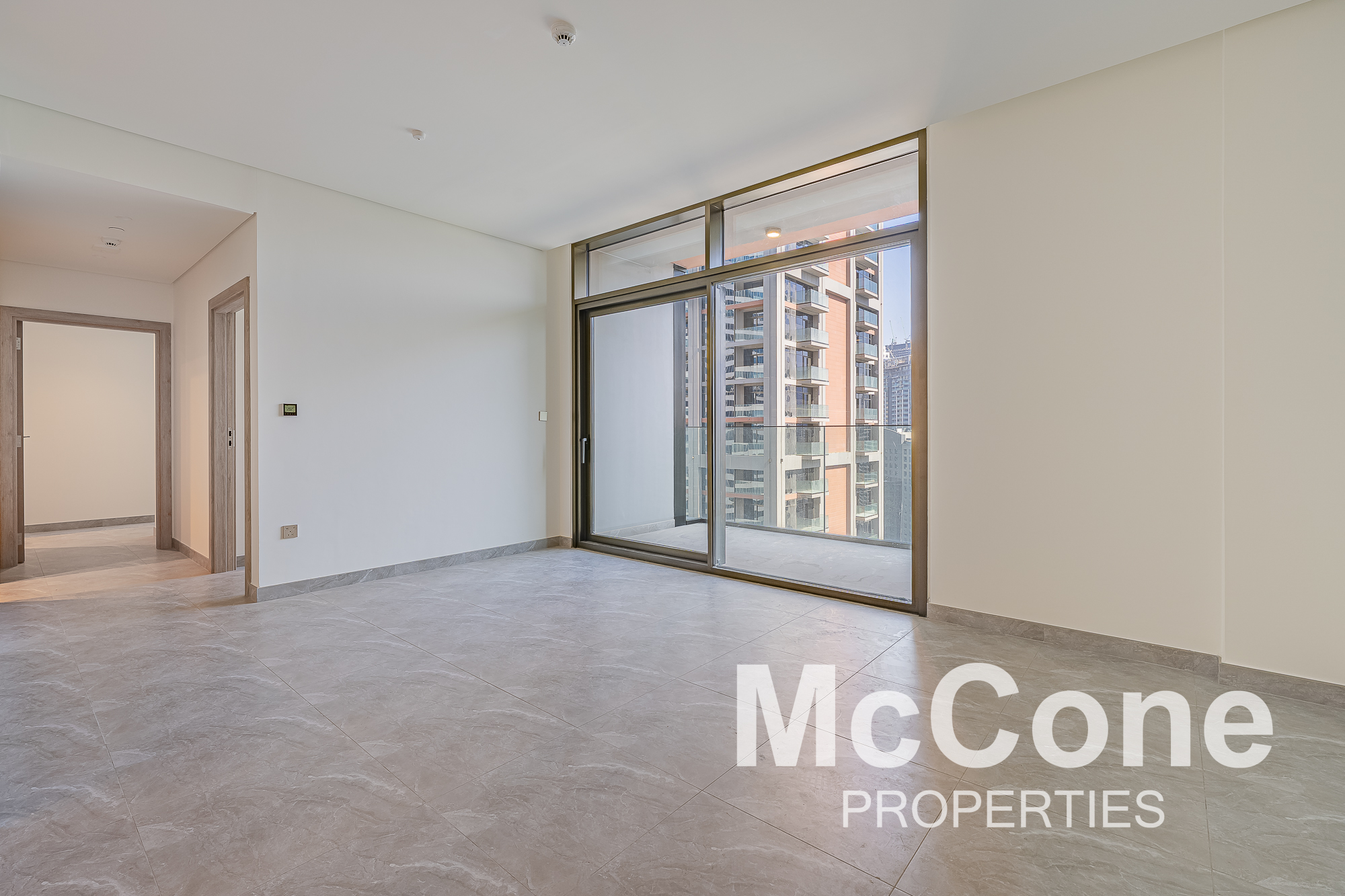 2 Bedroom Apartment for Rent in Peninsula One, Business Bay — photo 2 of 13