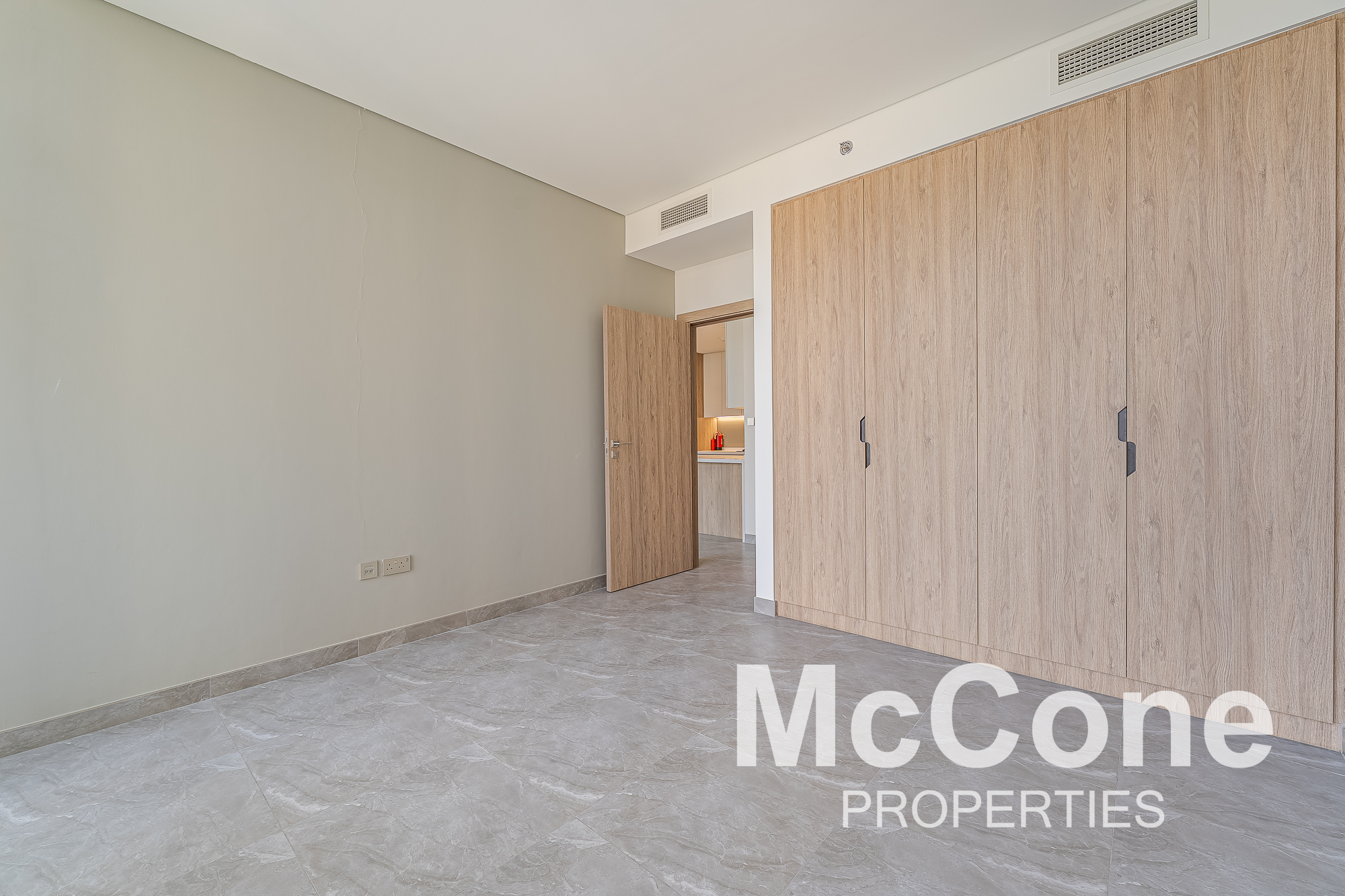 2 Bedroom Apartment for Rent in Peninsula One, Business Bay — photo 7 of 13