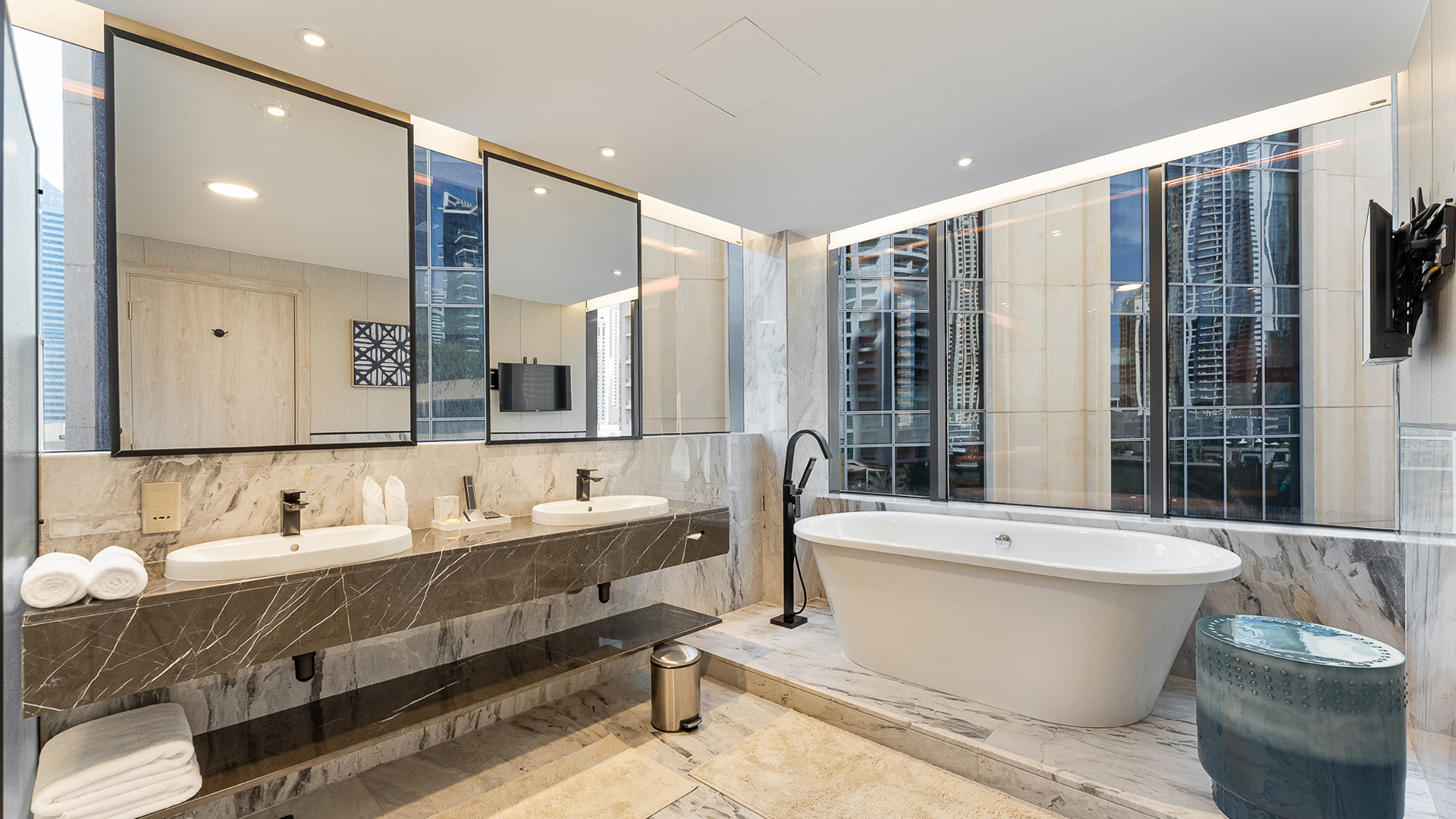 5 Bedroom Apartment for Rent in Dubai Marina Moon, Dubai Marina — photograph 21 of 29