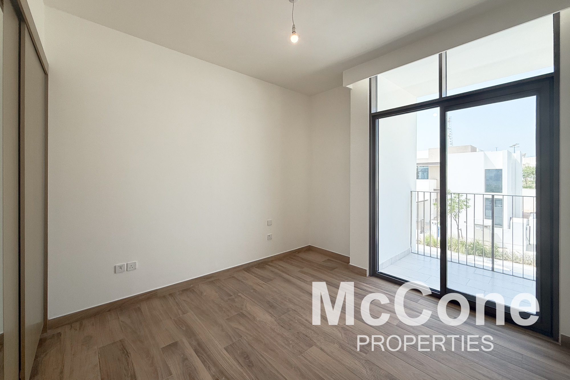 4 Bedroom Villa for Rent in Tilal Al Furjan, Al Furjan — photograph 11 of 16