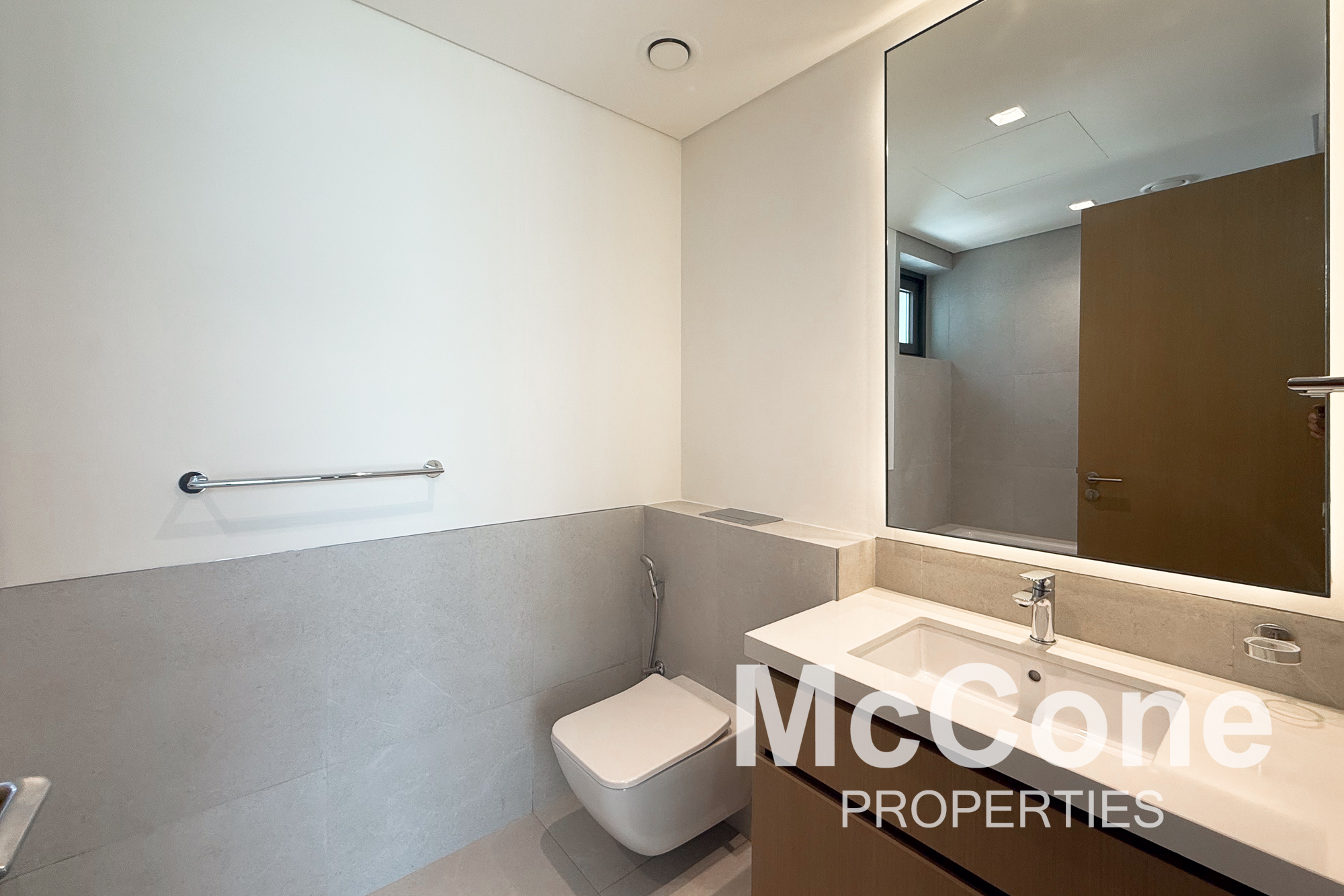 4 Bedroom Villa for Rent in Tilal Al Furjan, Al Furjan — photograph 13 of 16