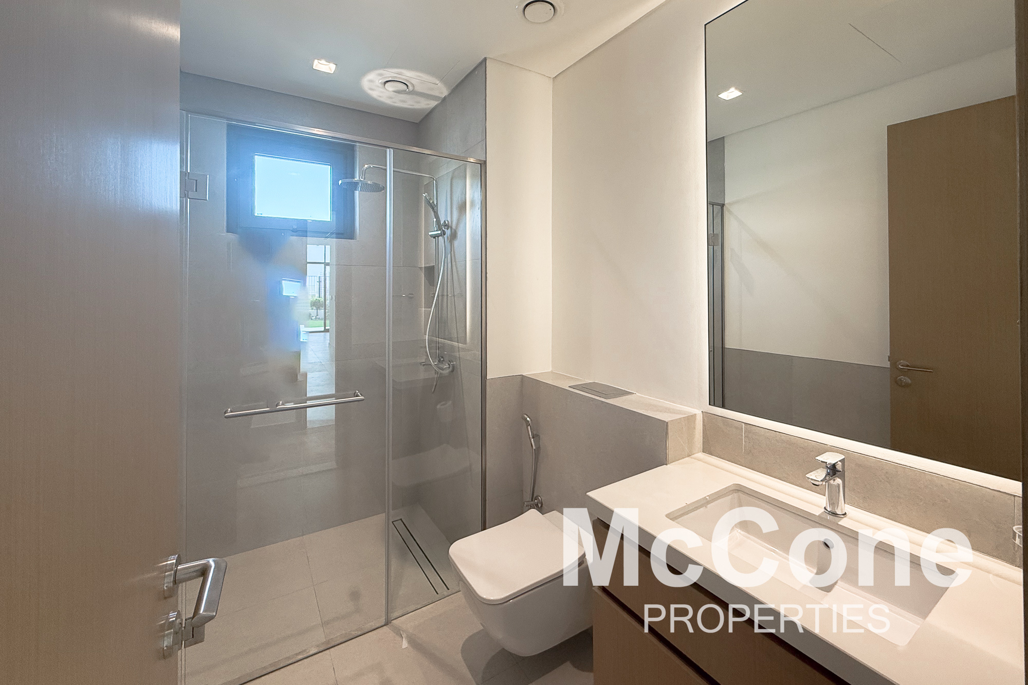 4 Bedroom Villa for Rent in Tilal Al Furjan, Al Furjan — photograph 14 of 16