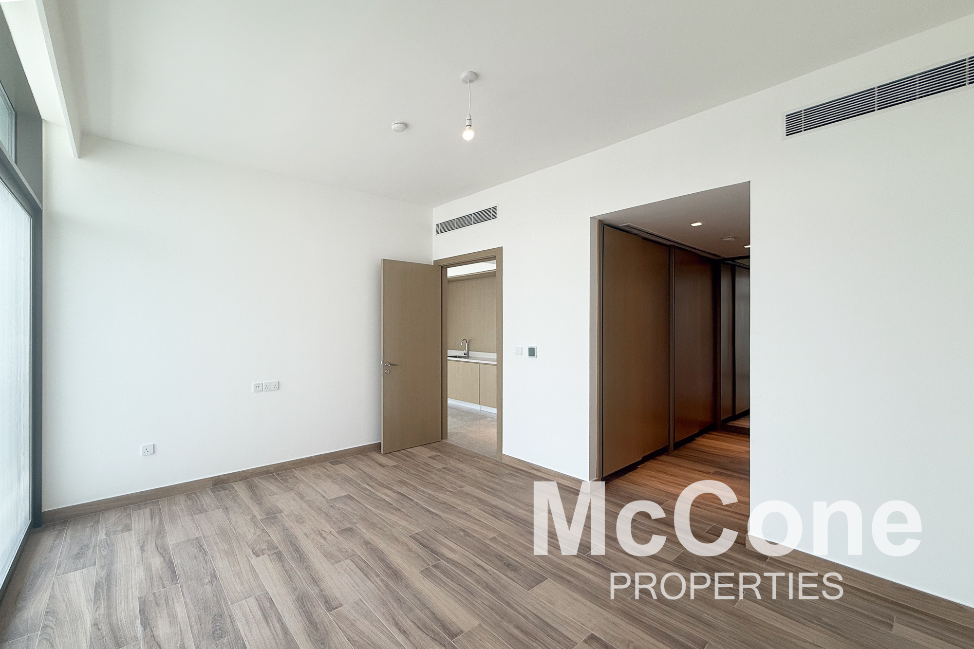 4 Bedroom Villa for Rent in Tilal Al Furjan, Al Furjan — photo 7 of 16