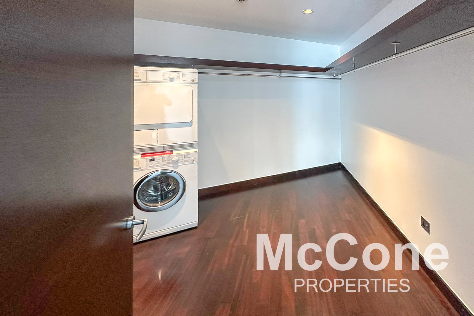 1 Bedroom Apartment for Rent in Burj Khalifa, Downtown Dubai — photo 9 of 12