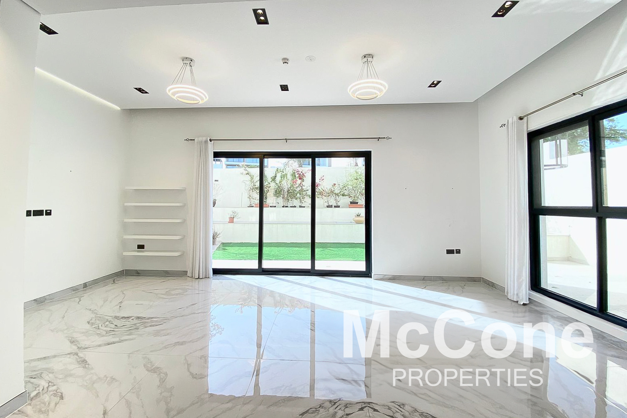 5 Bedroom Villa for Rent in Al Furjan West, Al Furjan — photo 3 of 23