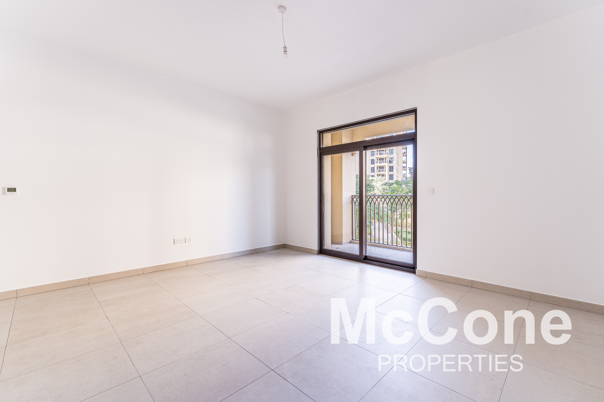 1 Bedroom Apartment for Rent in Asayel 2, Umm Suqeim — photo 2 of 12
